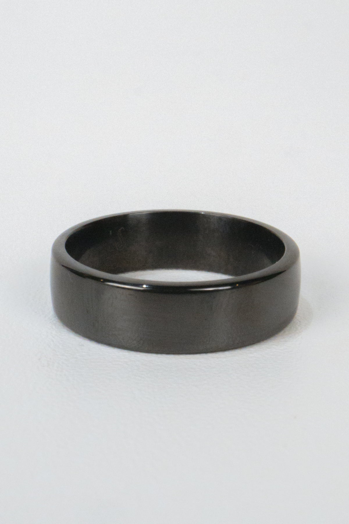 Tao Men’s Zirconium Wedding Band