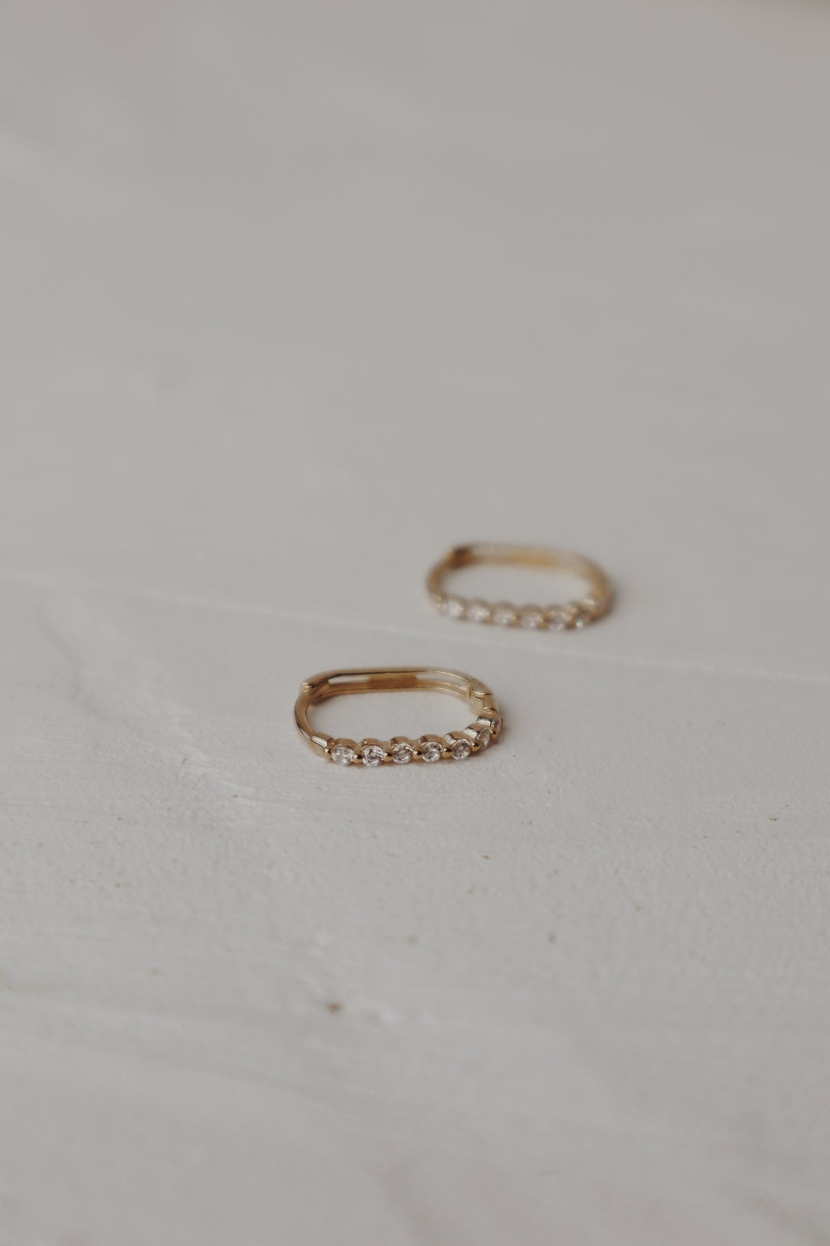 10k Jericho Hoop Earrings