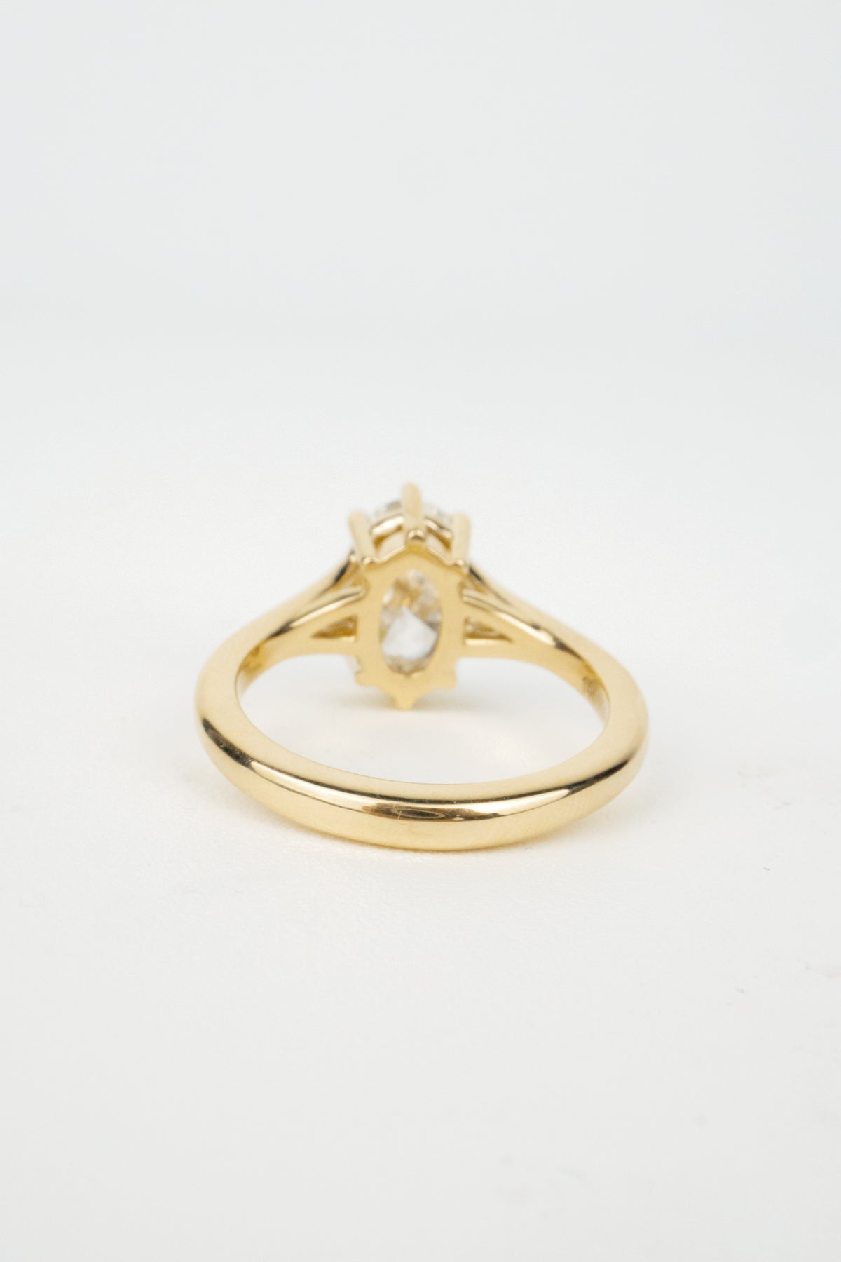 Sylvie Engagement Ring (Modified)- 1.75ct Oval