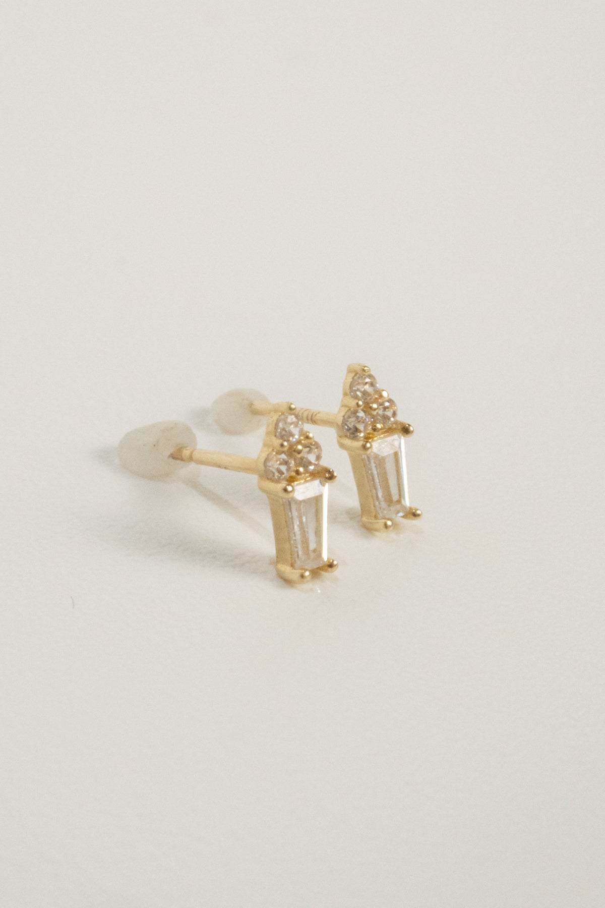10k Vivienne Stud Earrings