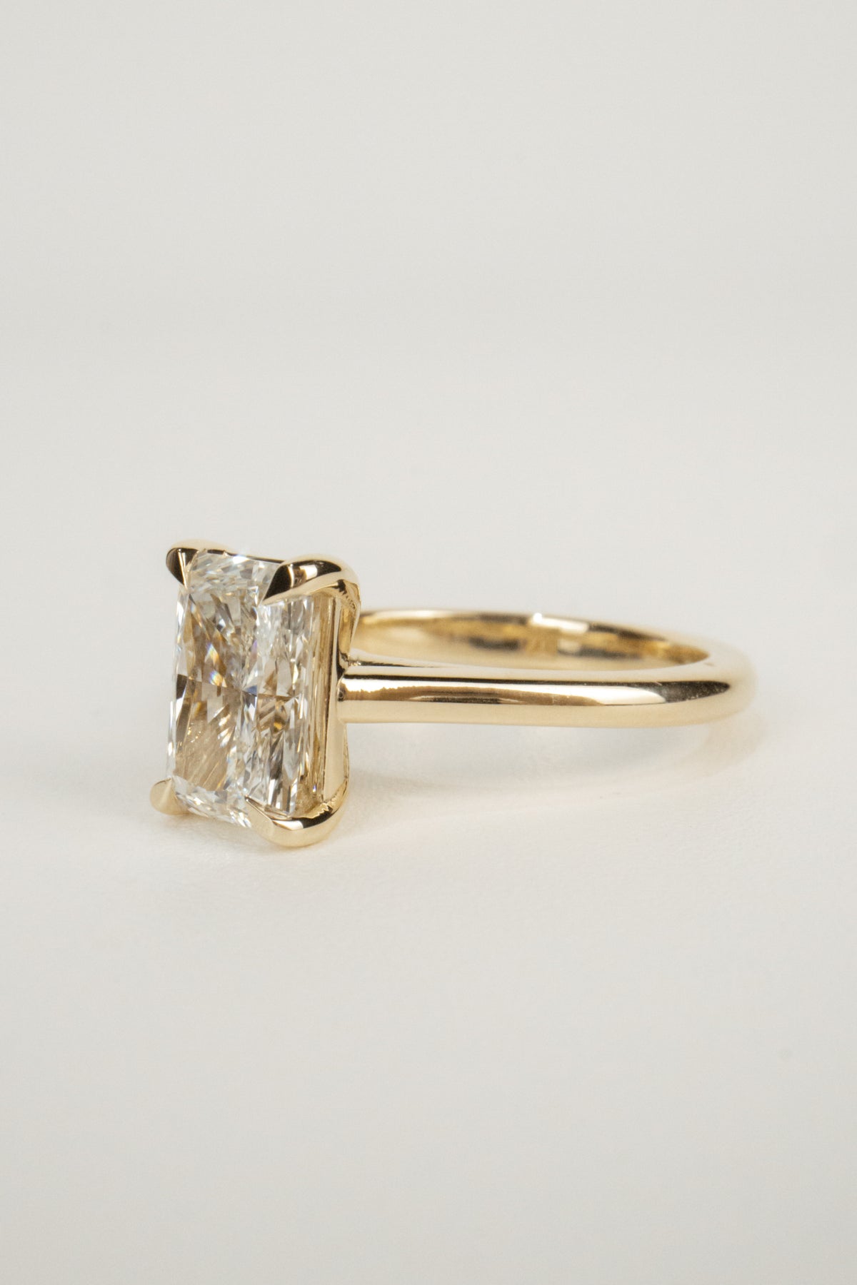 Piper Engagement Ring - 2ct Radiant