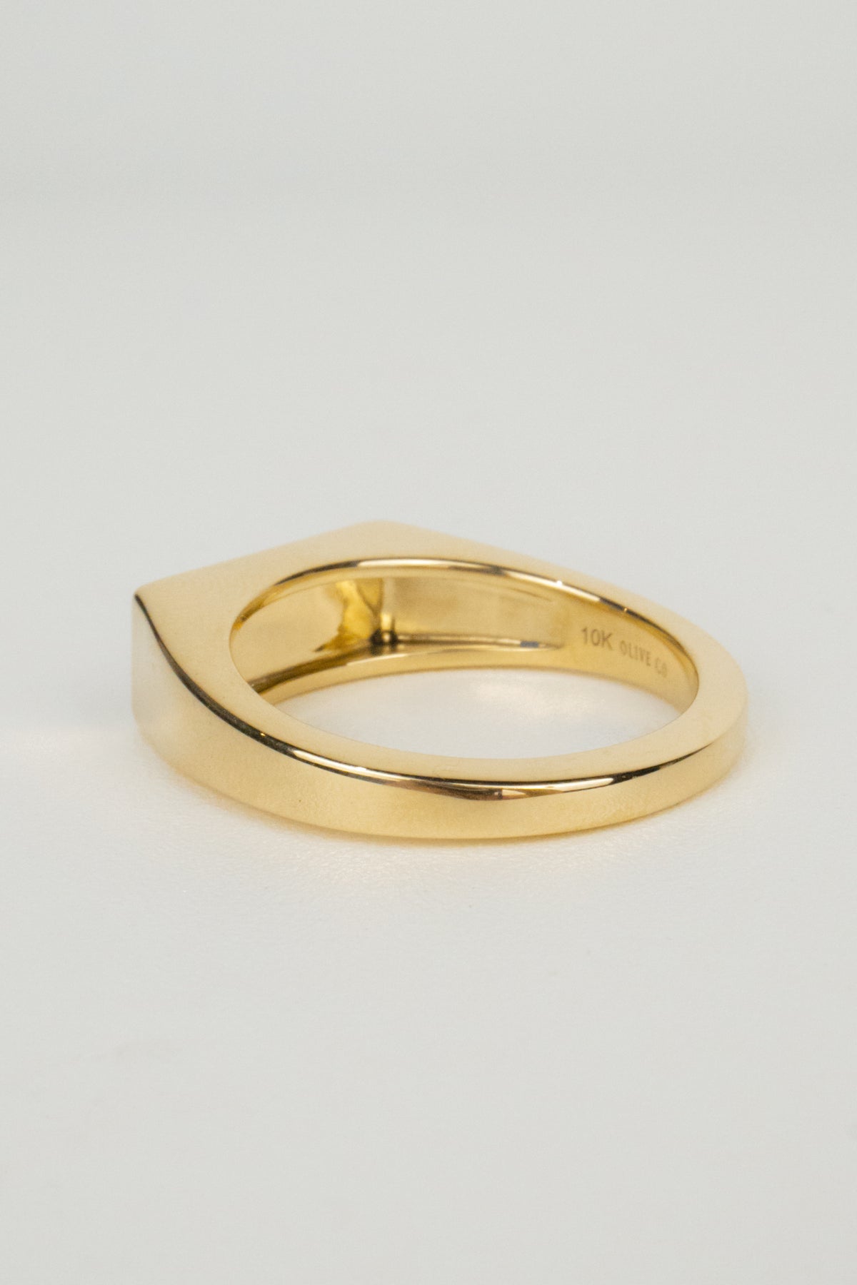 Atlas Men’s Wedding Band