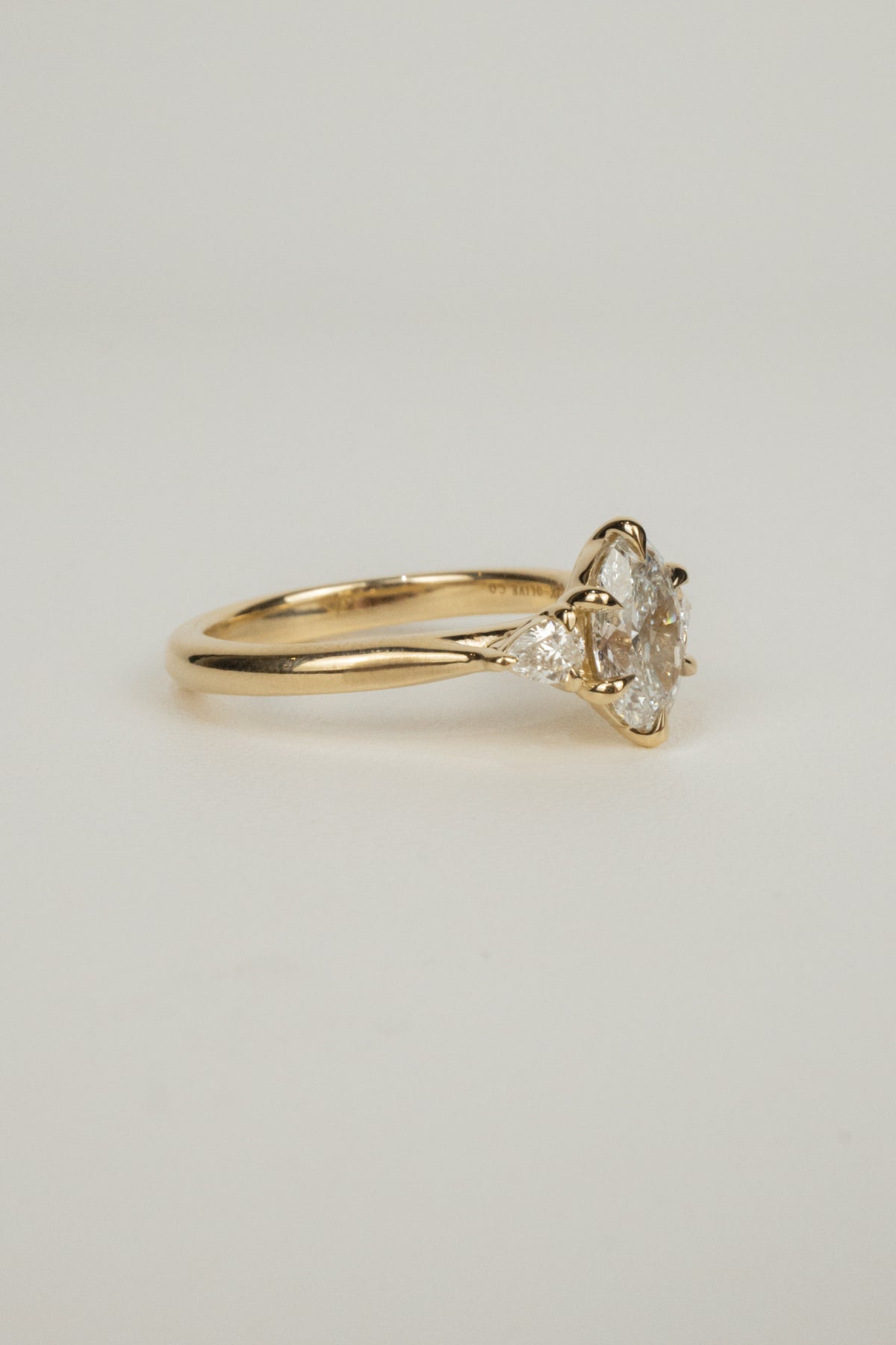 Sloane Engagement Ring- 1ct Oval