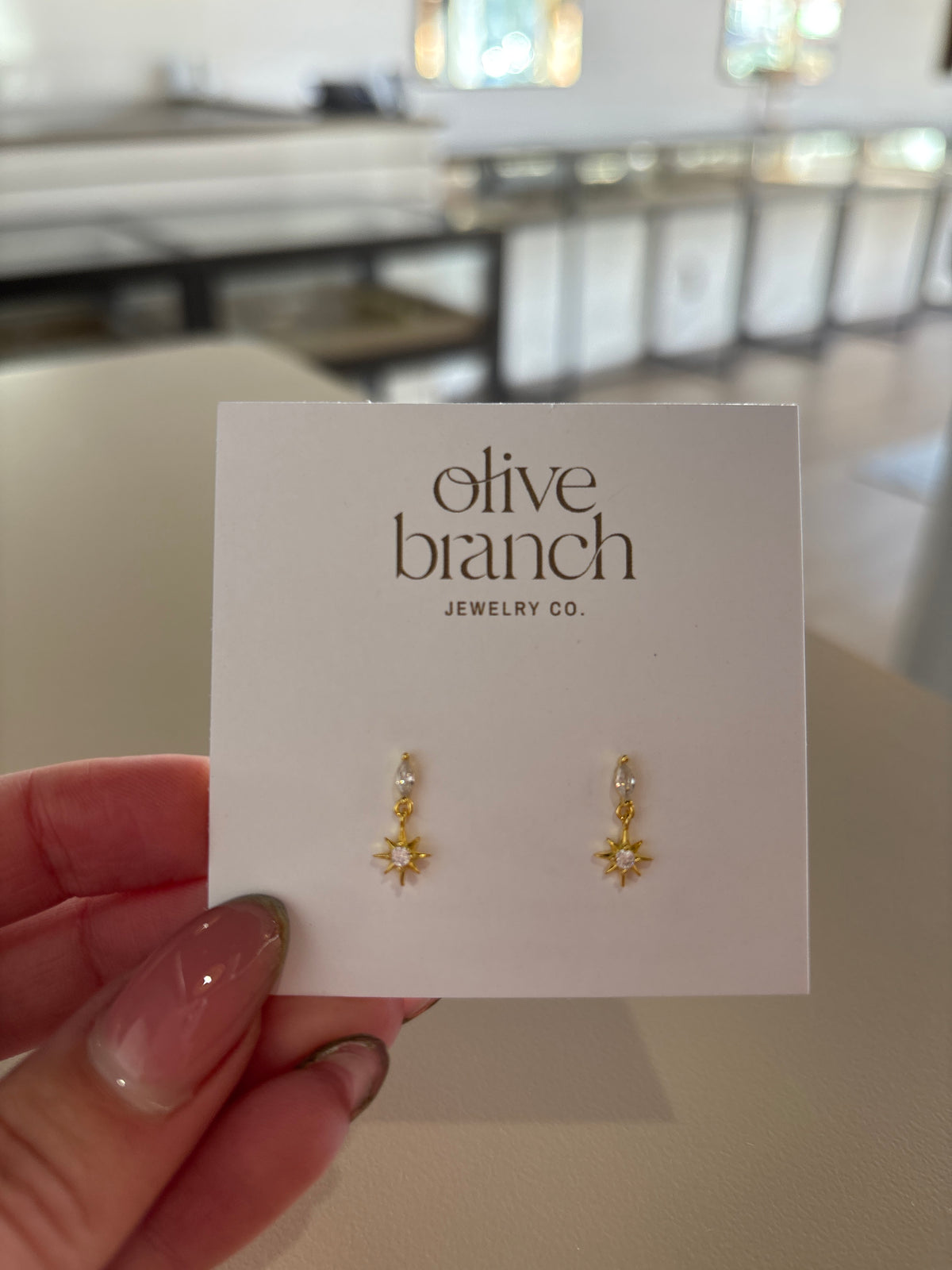 Estrella Star Stud Earrings