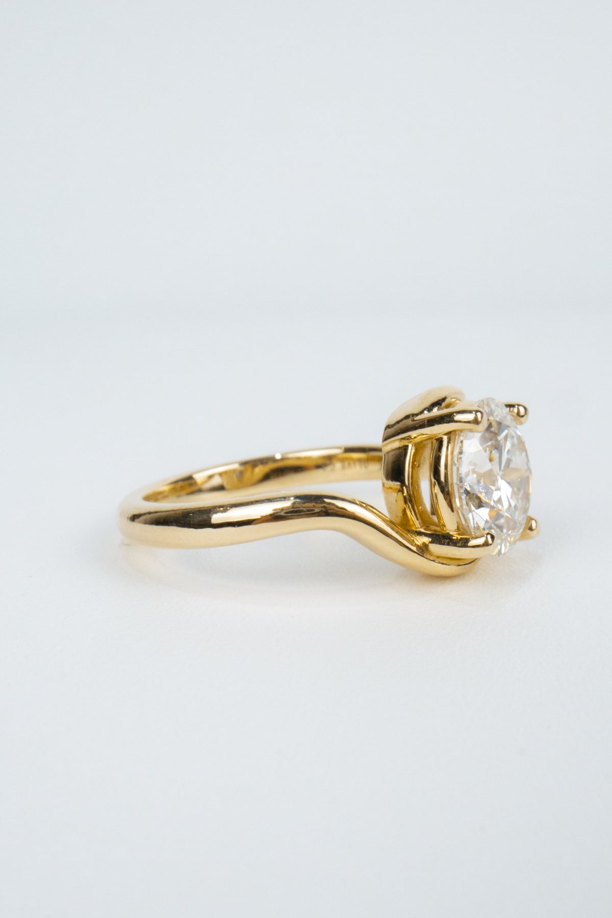 Koen Engagement Ring- 2.5ct Round