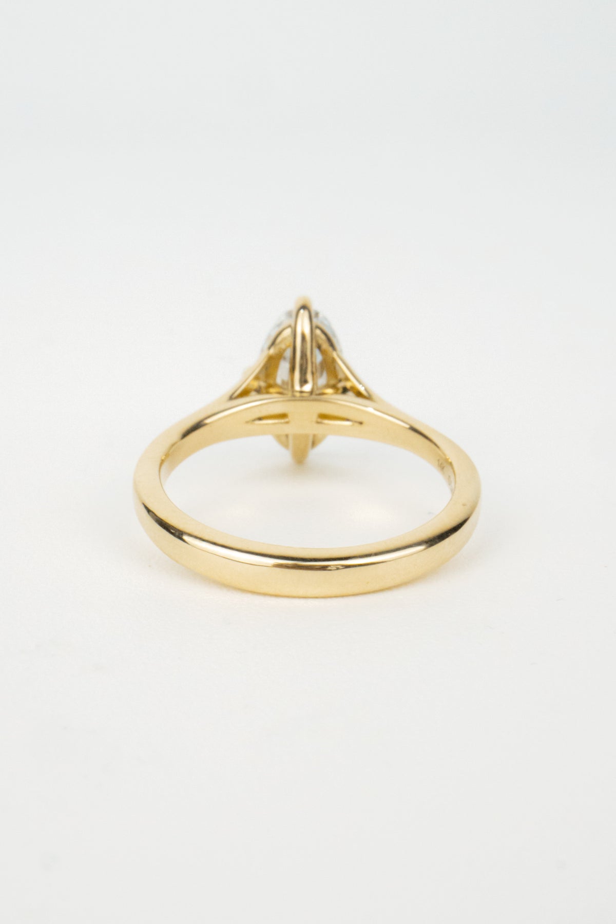 Elliot Engagement Ring- 1.5ct Specialty Moval