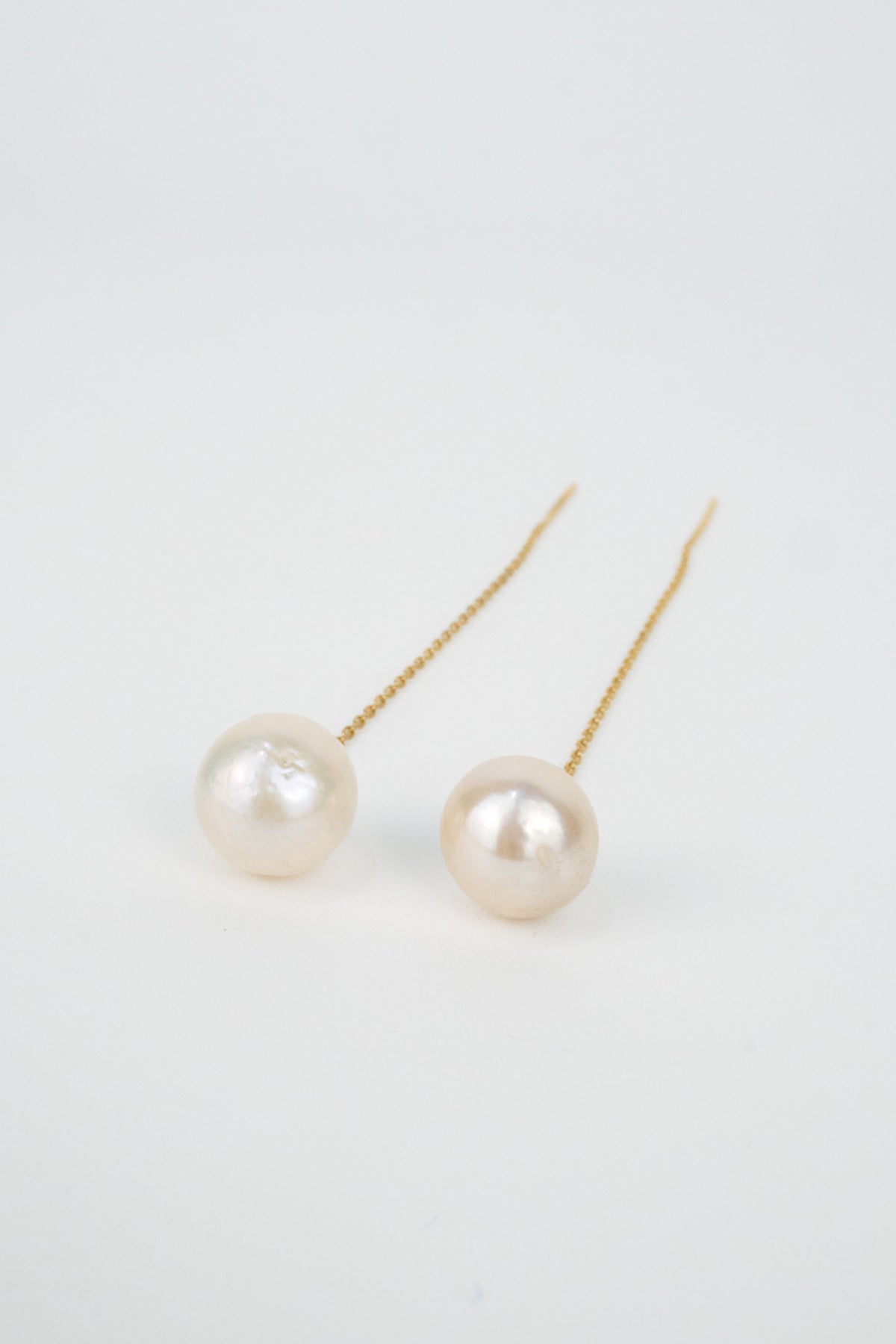 14K Wren Pearl Threaders