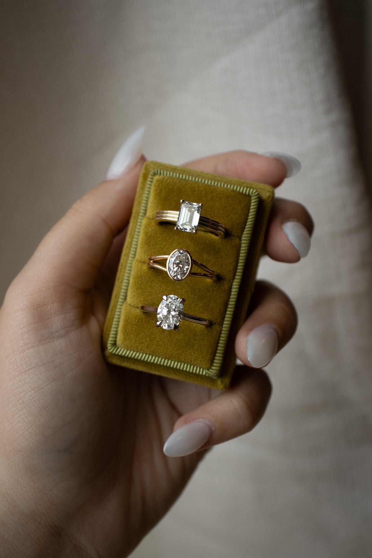 Mabel Engagement Ring- 1ct Oval Moissanite