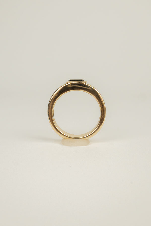 Oliver Men's Wedding Band