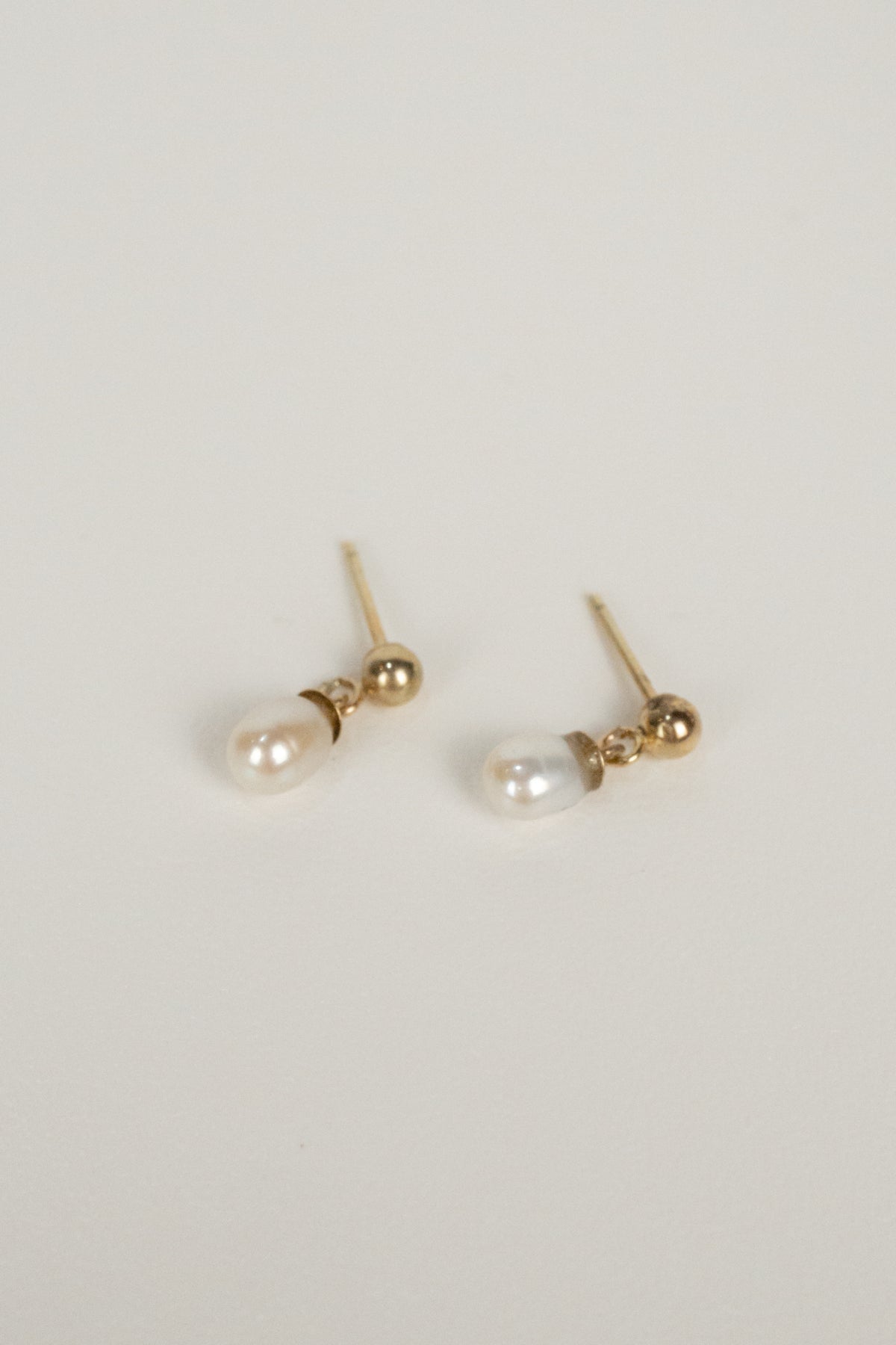 10K Pipa Pearl Earrings