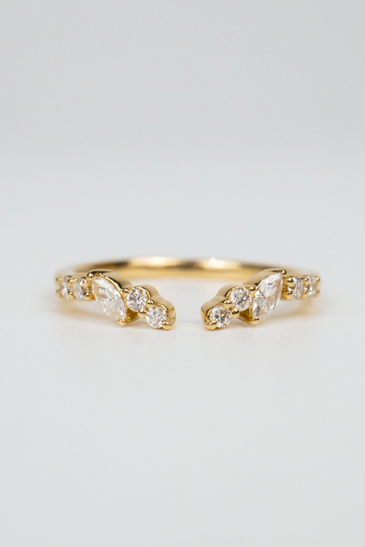Primrose Wedding Band