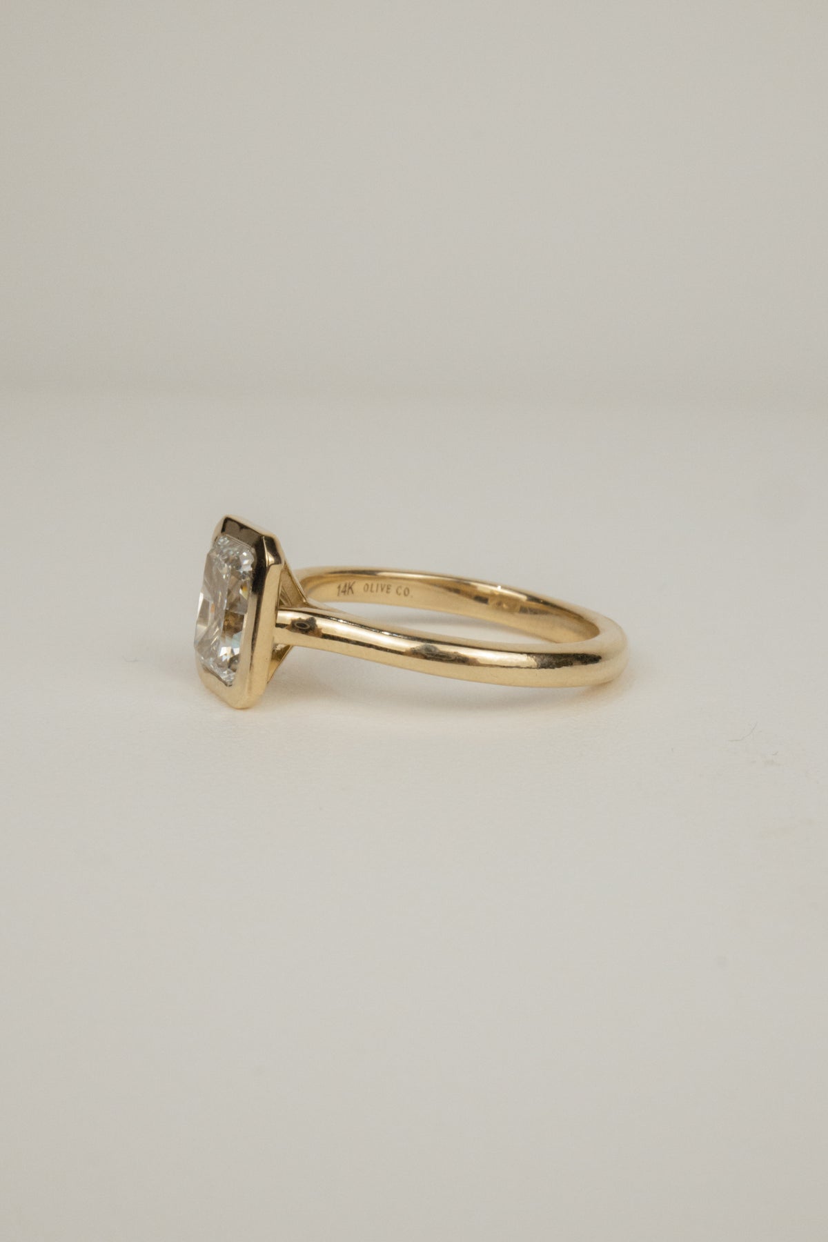 Winnie Engagement Ring- 1.5ct Radiant