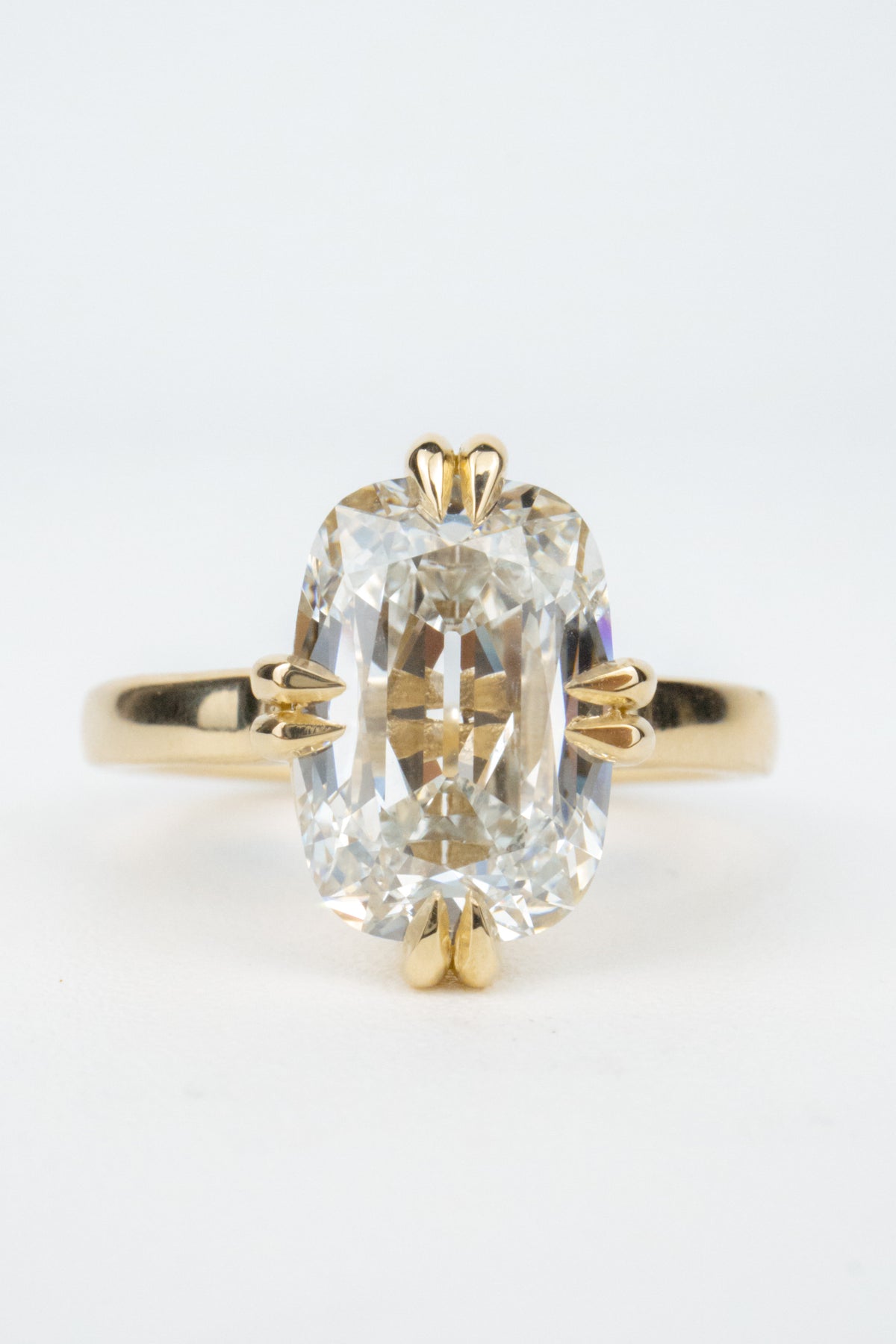 Charleston Specialty Cushion- 4.5cts