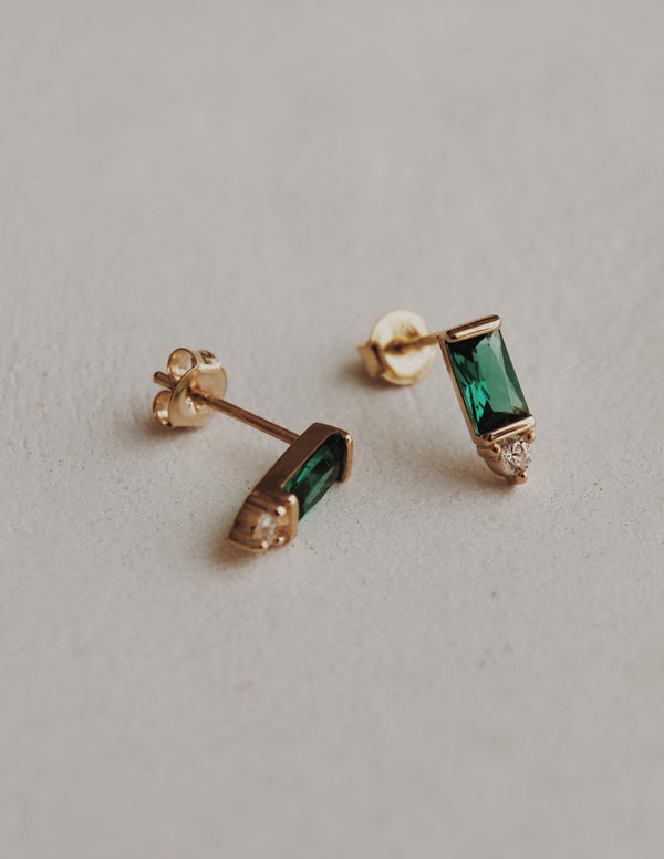 10k Baguette Emerald Stud Earrings