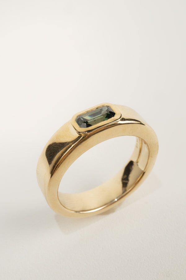 Oliver Men's Wedding Band