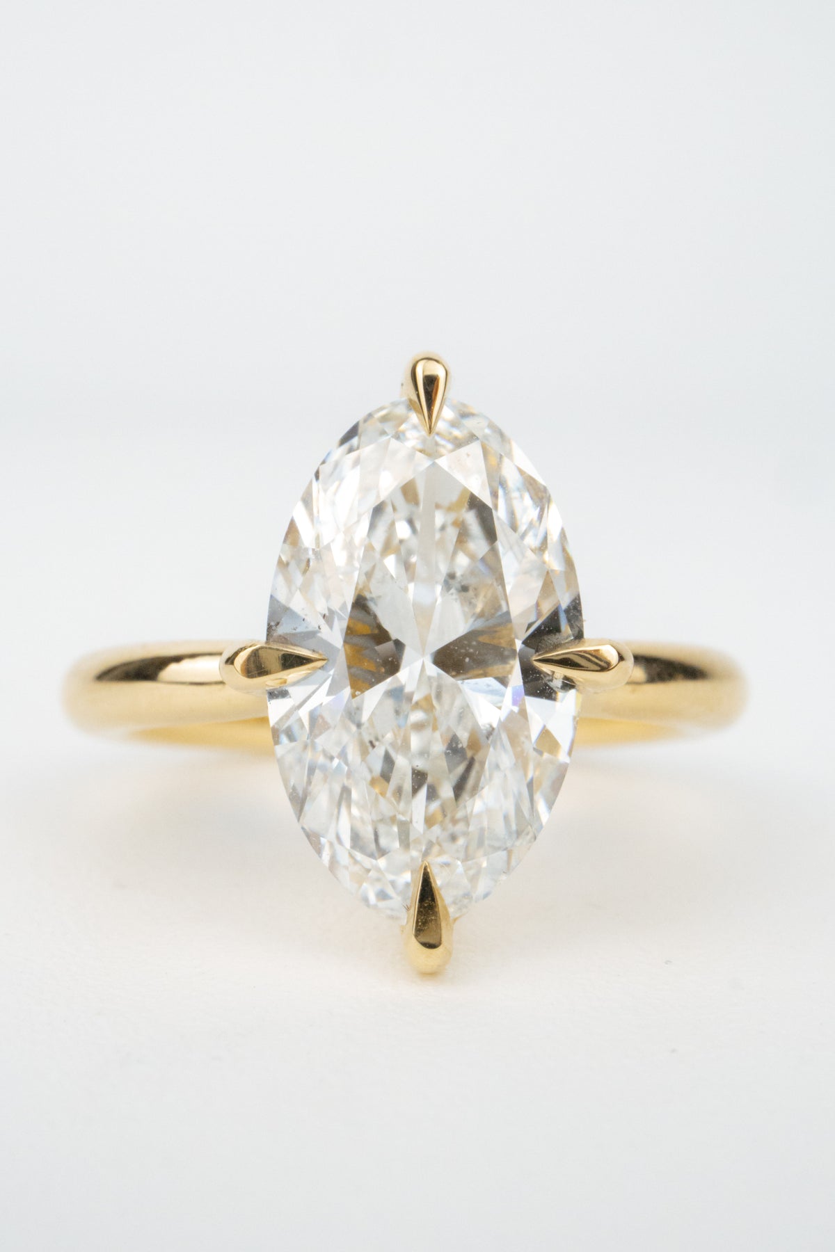 Lachlyn Engagement Ring- 4ct Moval