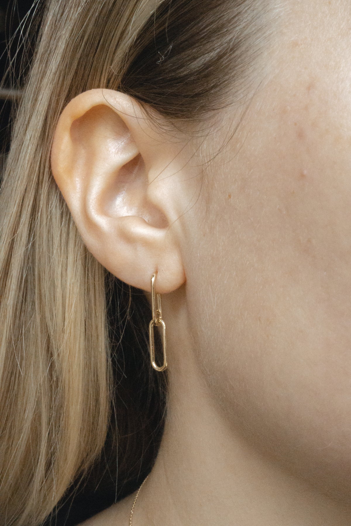 10k Margo Paperclip Earrings