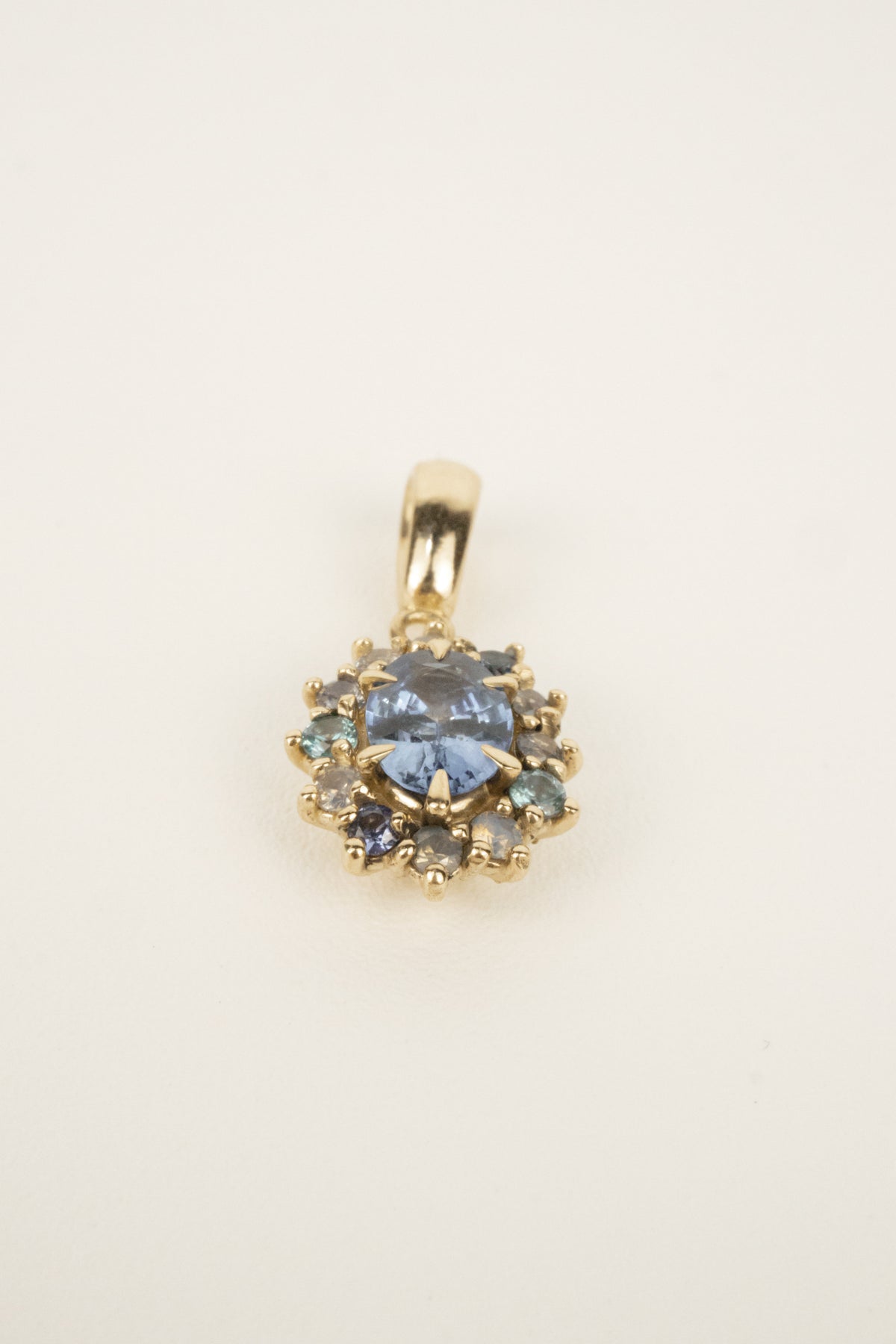 Esmè Pendant- 1.3ct Natural Sapphire