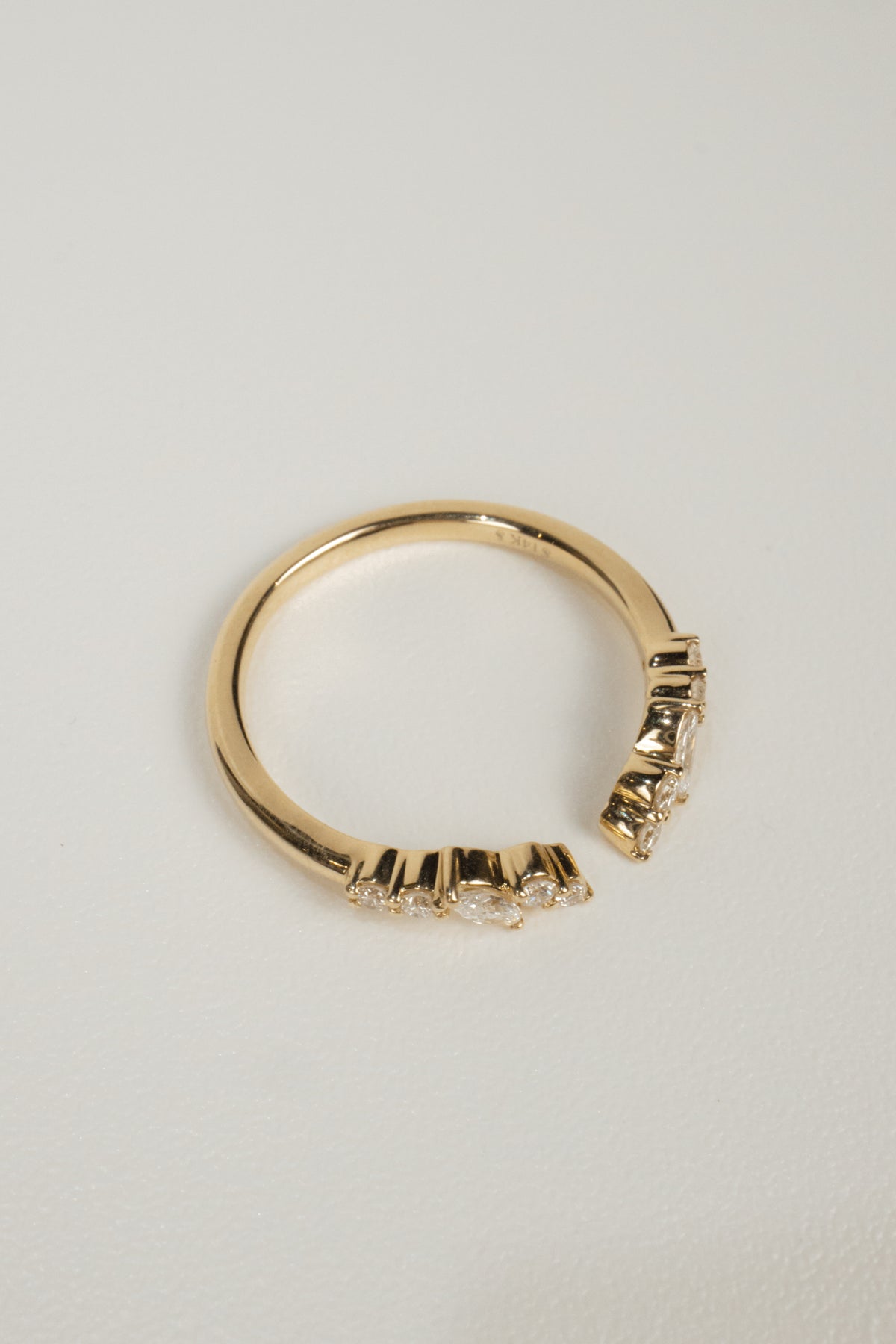 Primrose Wedding Band - Yellow Gold