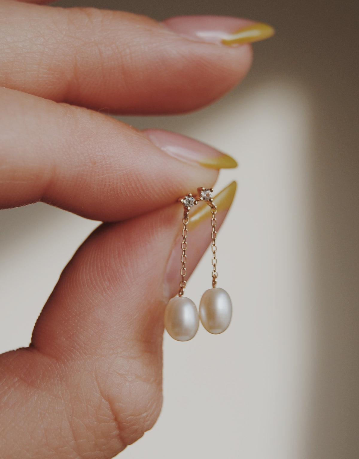 14K Emery Pearl Stud Earrings