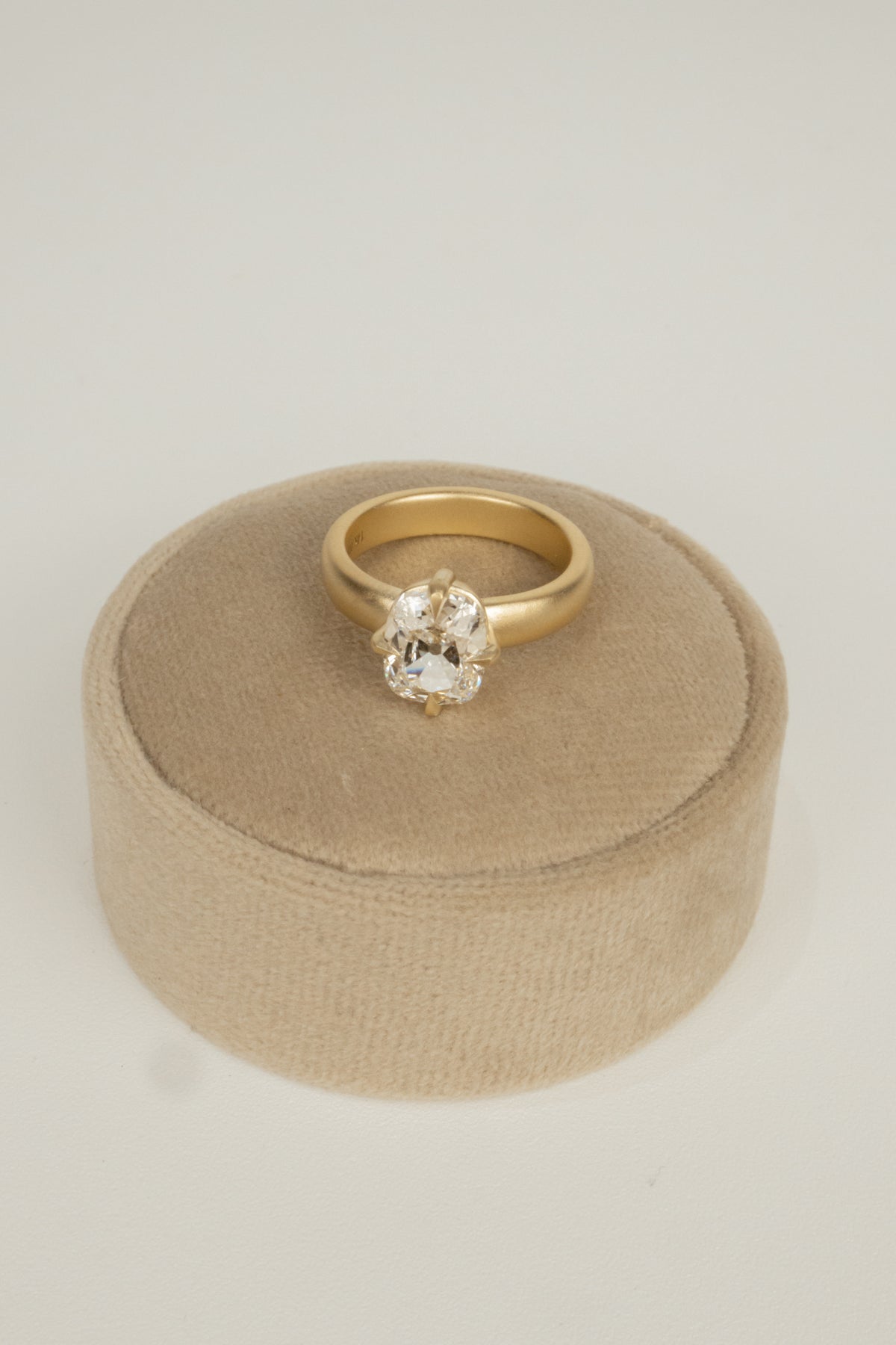 Rysen Engagement Ring