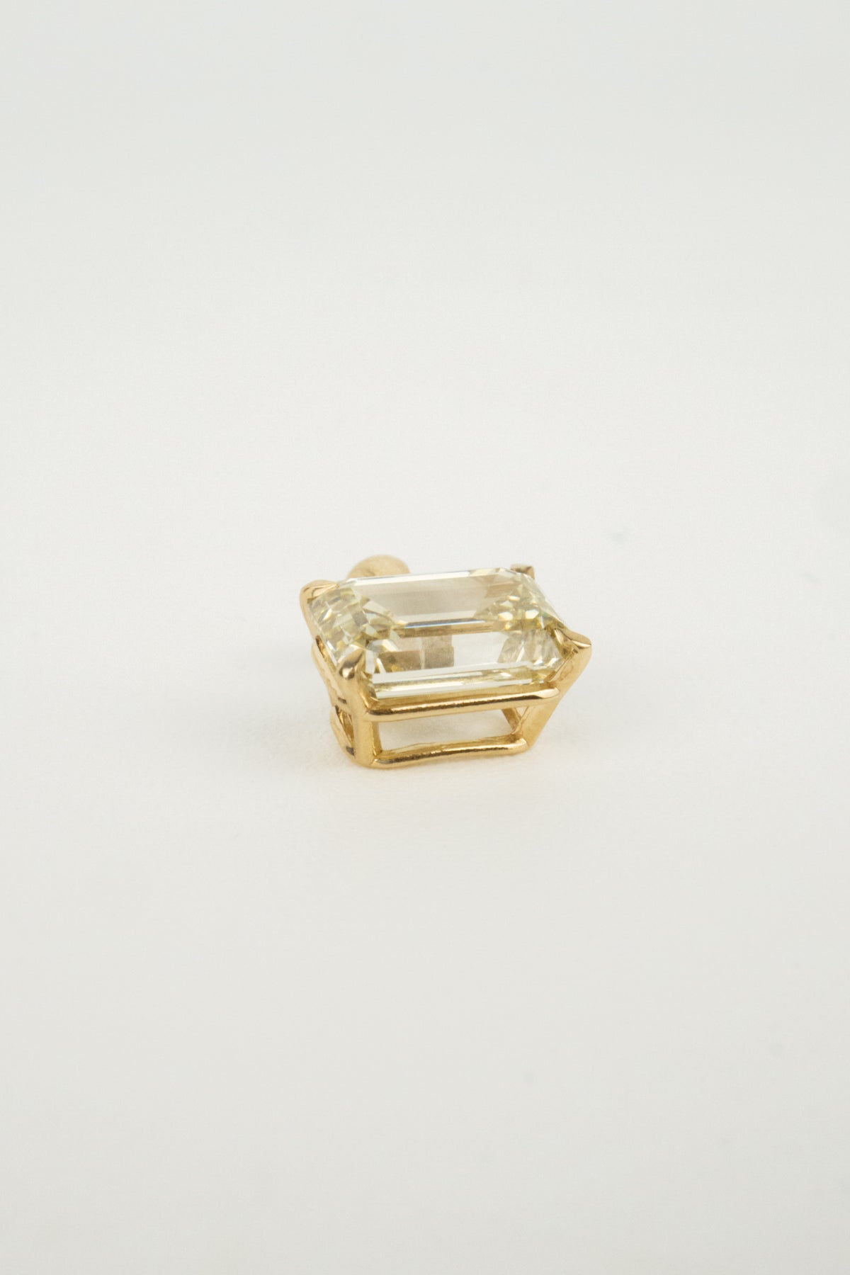 Loren Pendant- 2.23ct East-West Yellow Lab Diamond
