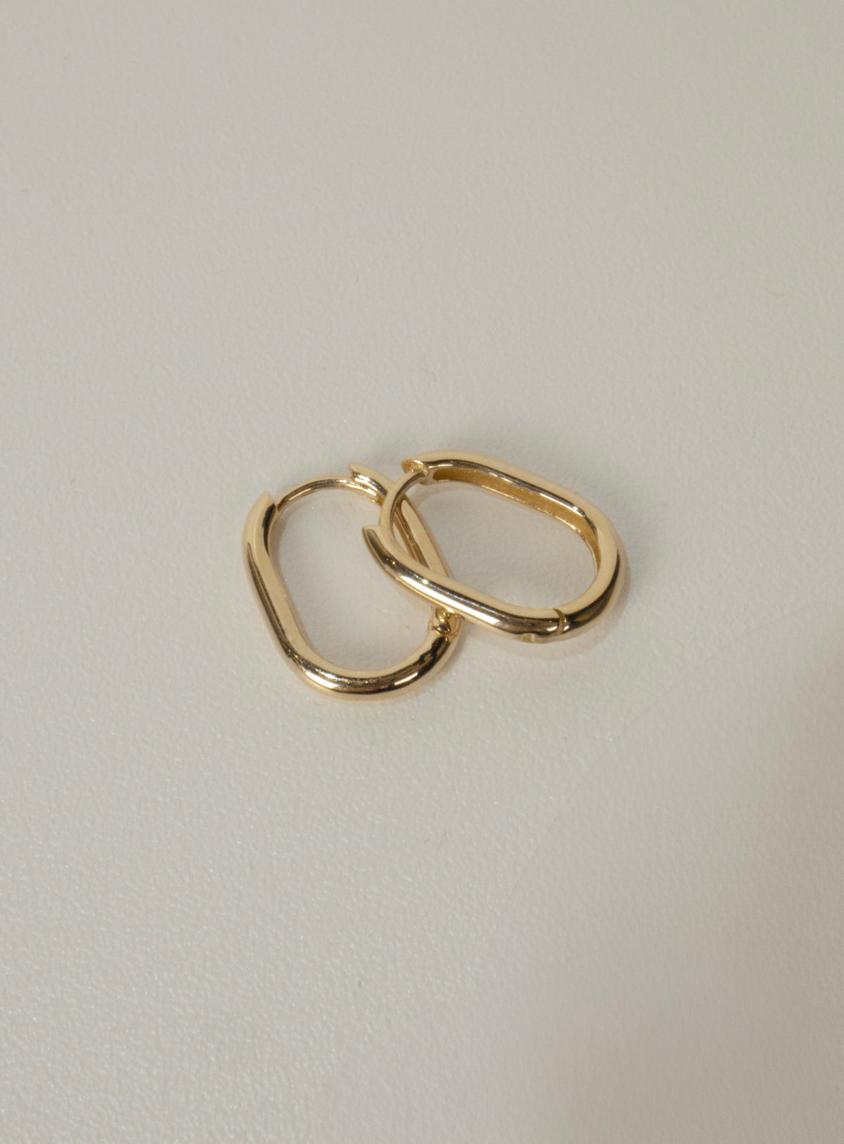 10k Chandler Pearl Earrings