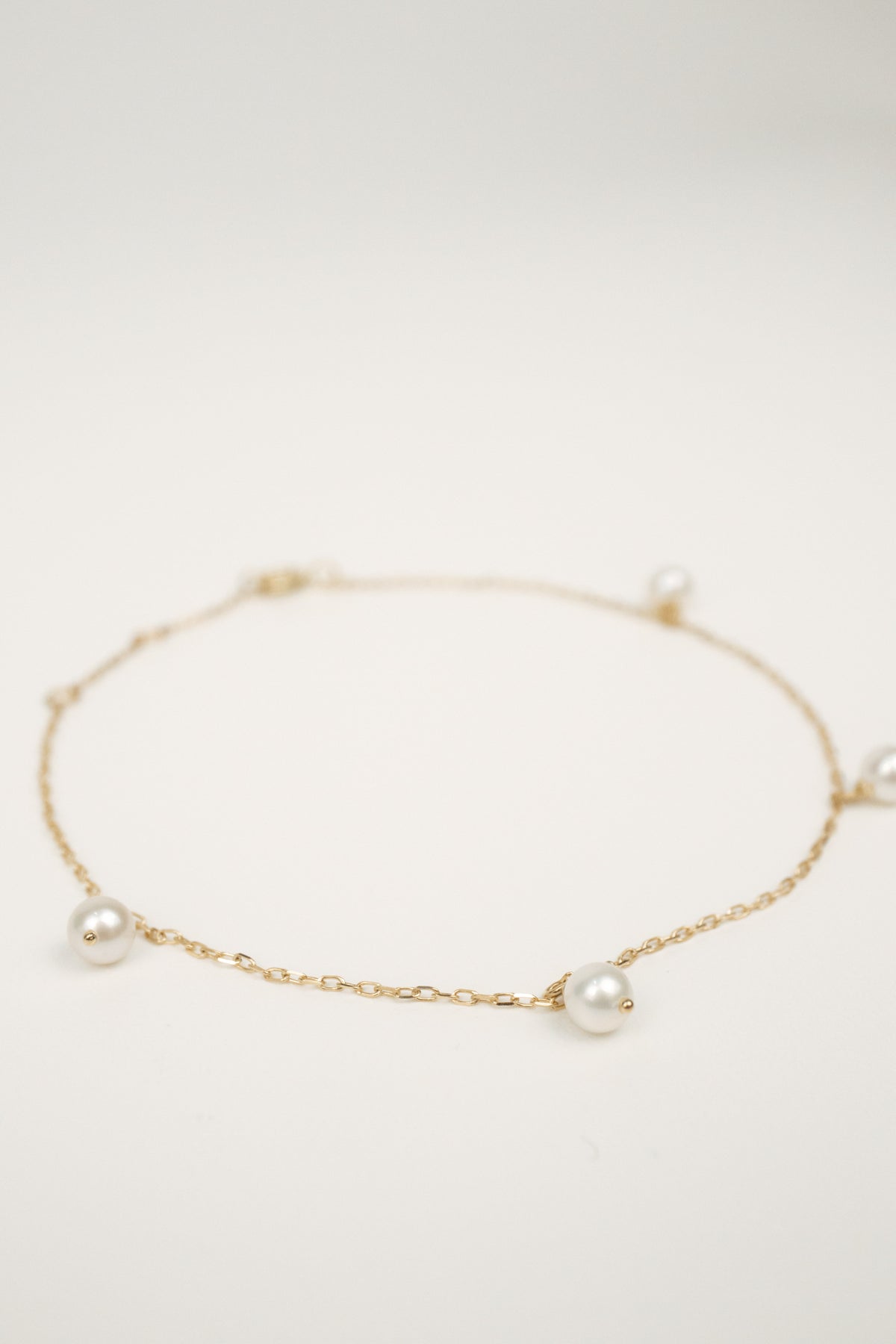 10K Corinne Pearl Bracelet