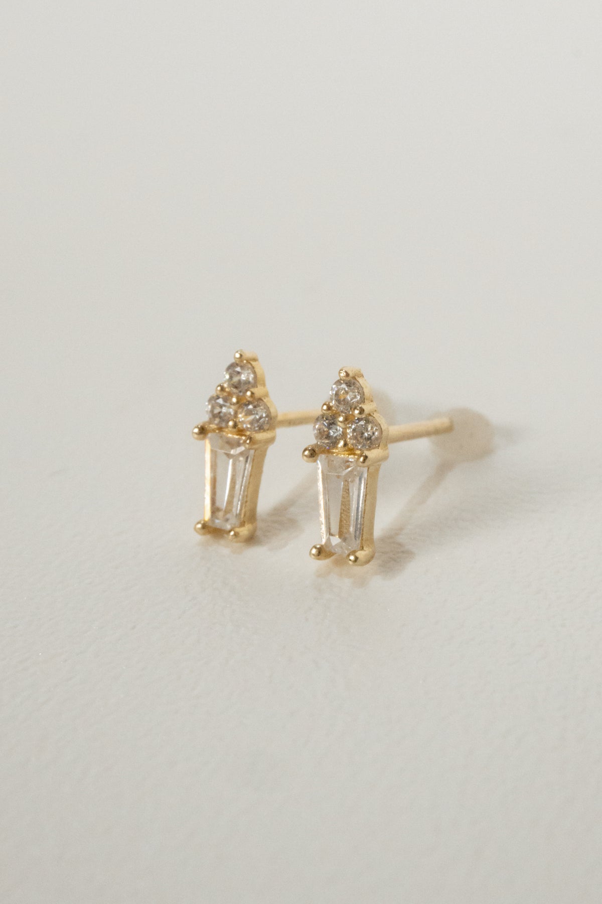 10k Vivienne Stud Earrings