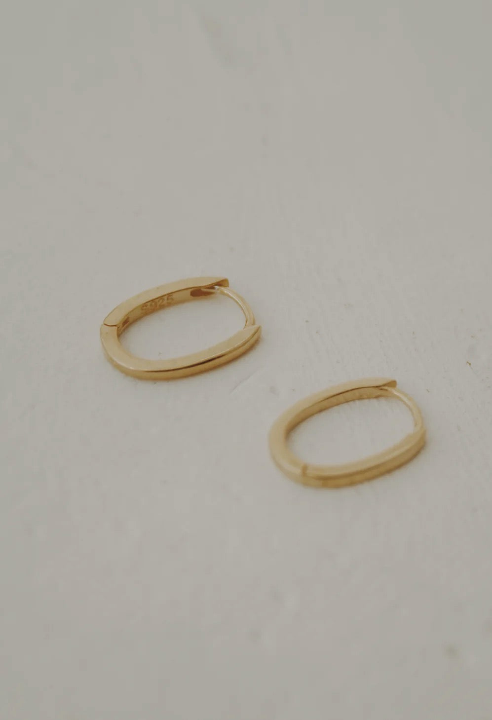 Aster Huggie Hoop Earrings