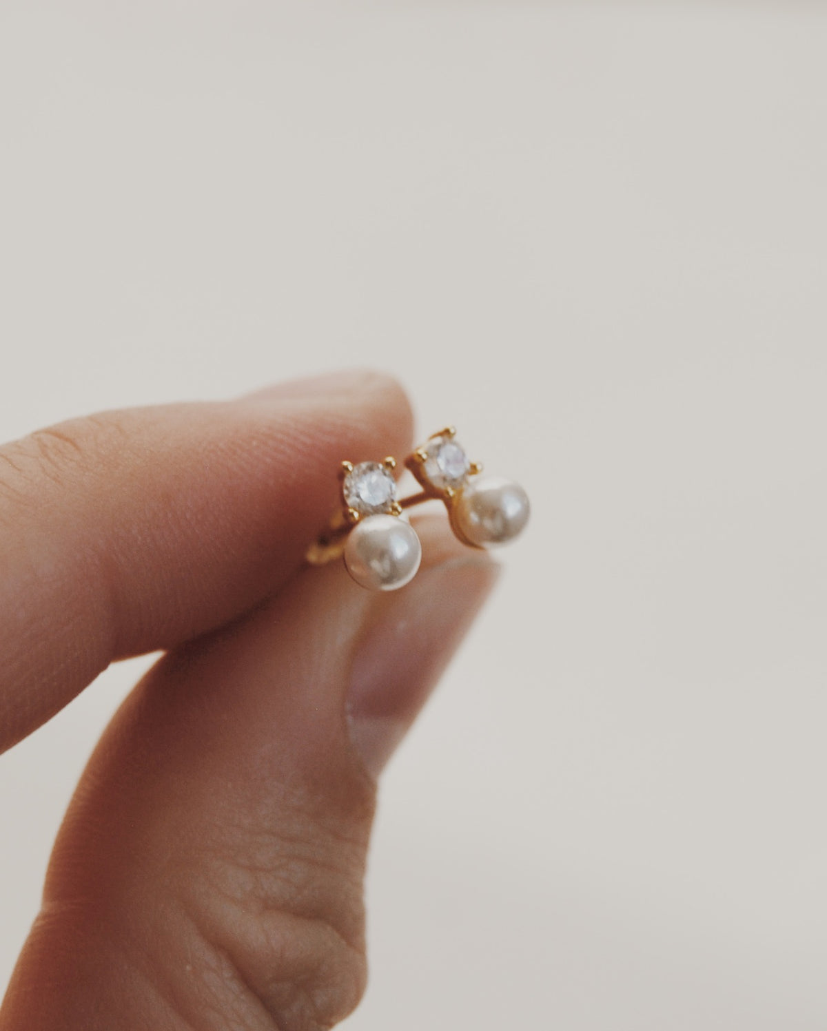 Precious Pearl Stud Earrings