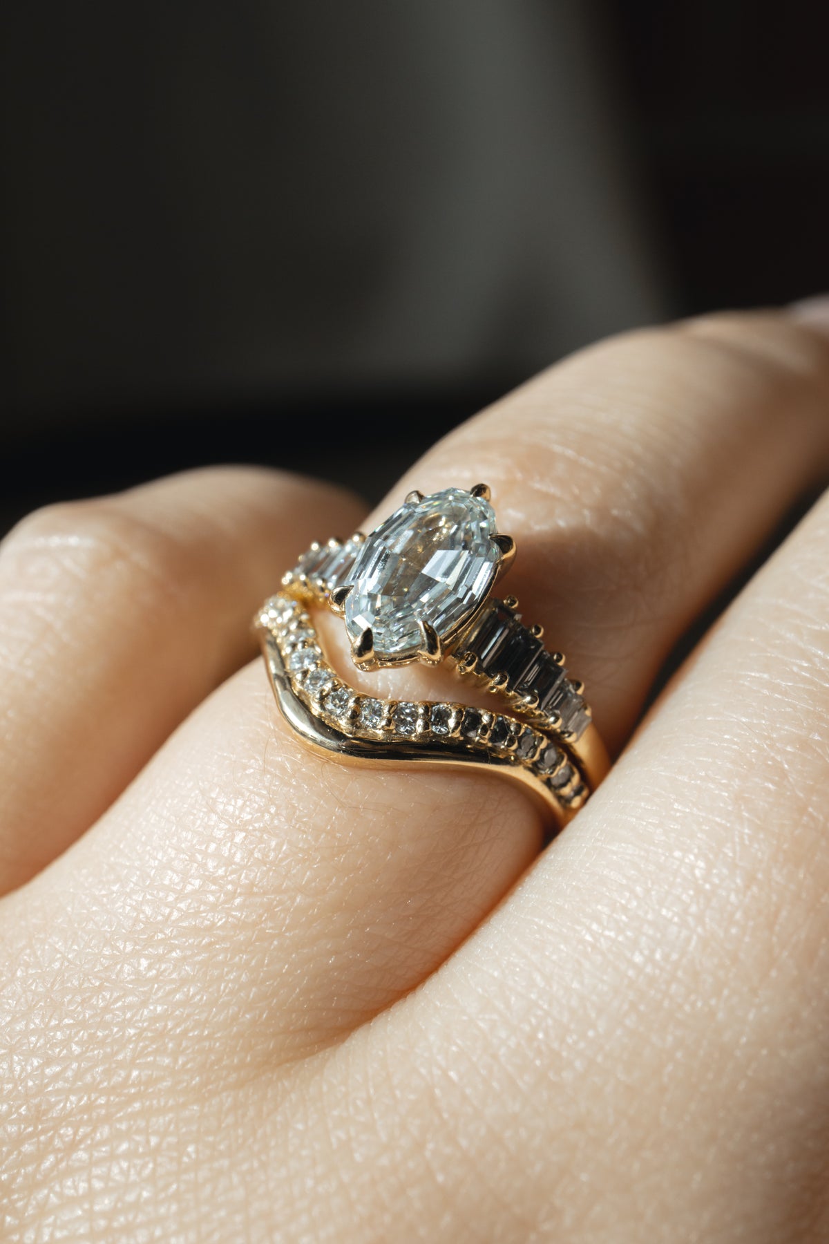 Lyla Contour Wedding Band
