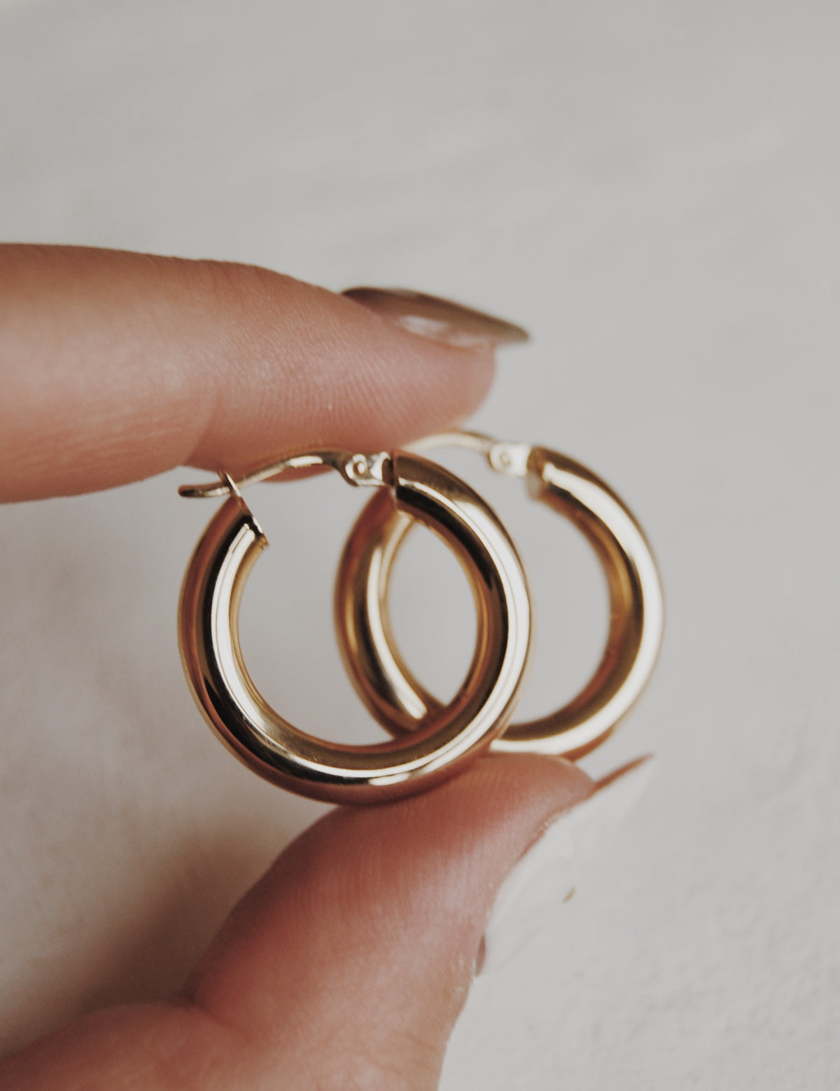 10k Nara Chunky Hoop Earrings