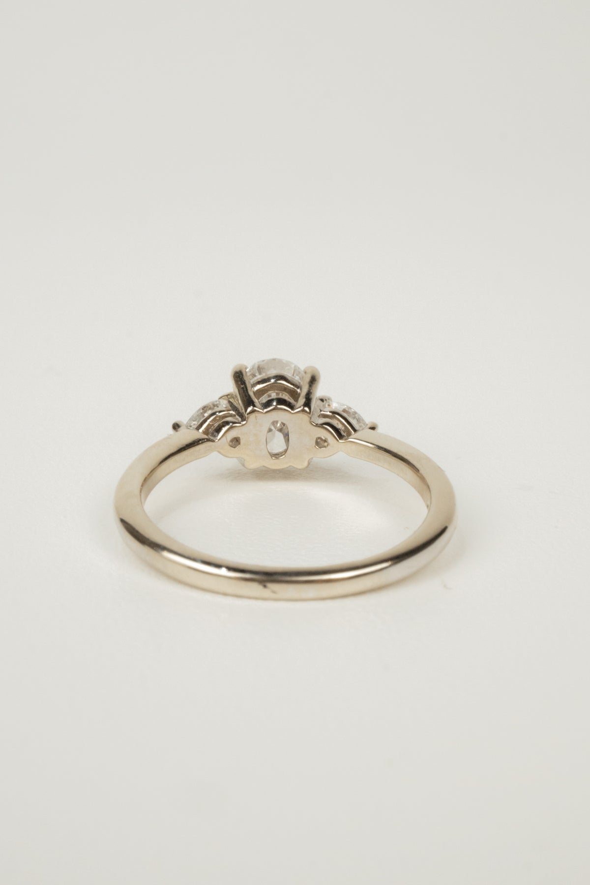 Noah Engagement Ring- 1ct Oval