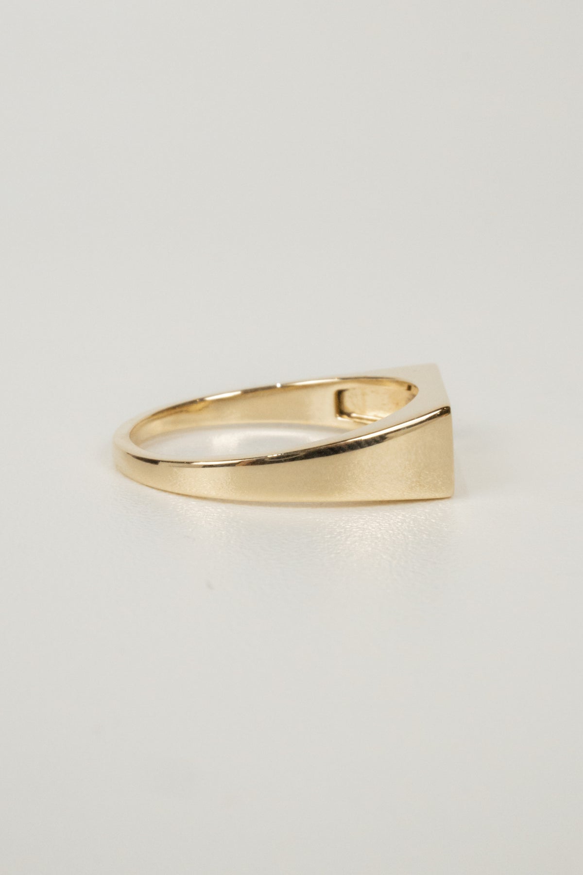 Atlas Men’s Wedding Band
