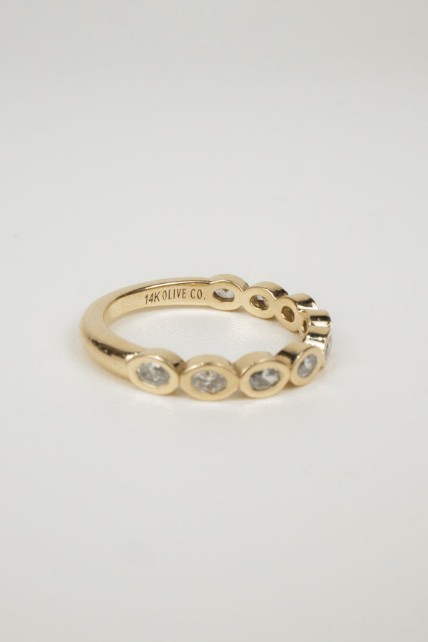 Naomi Oval Bezel Wedding Band