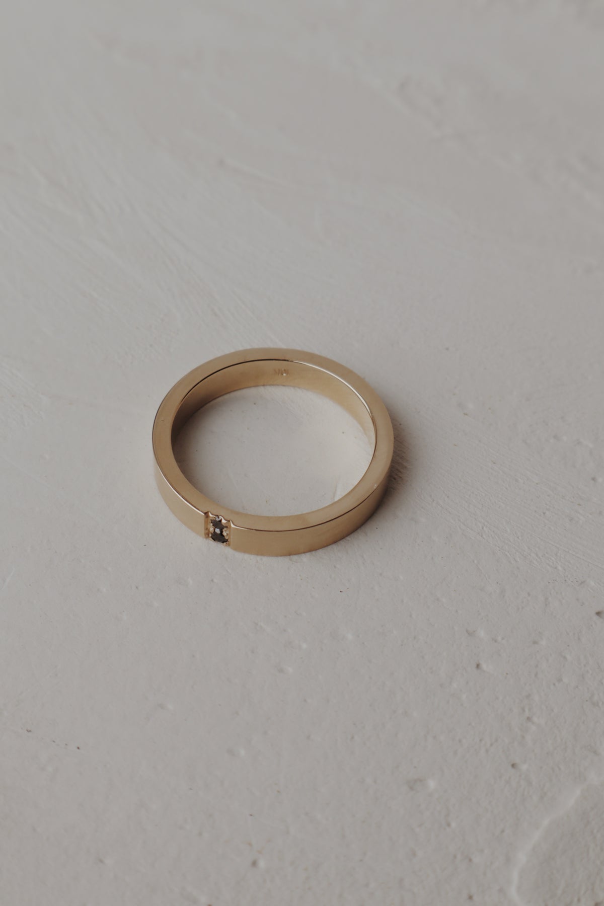 Ebony Men’s Wedding Band