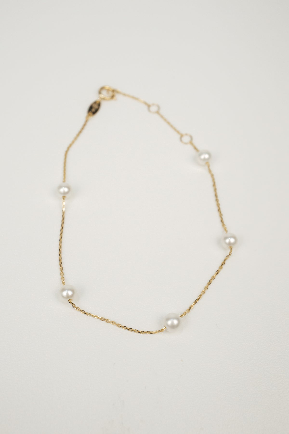 10K Elowen Pearl Bracelet