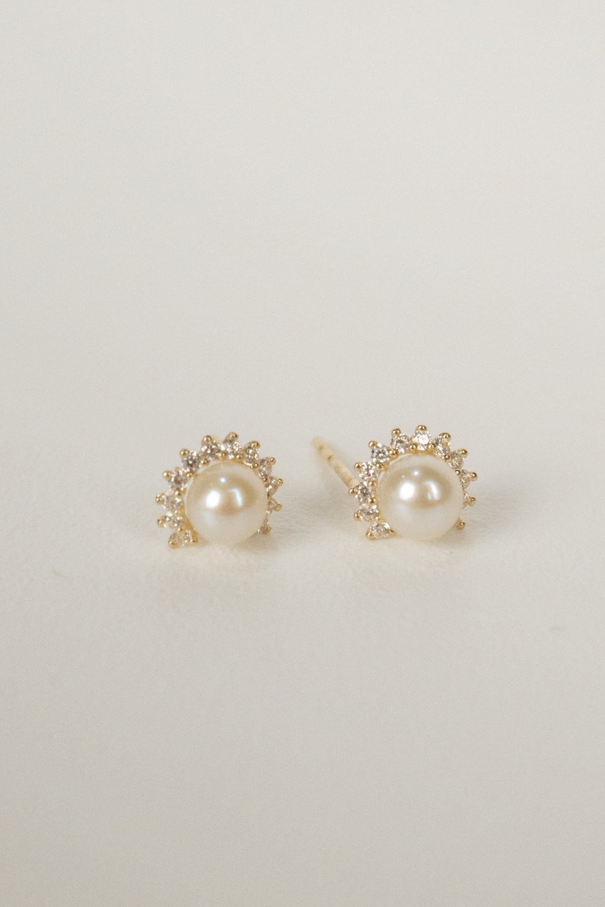 10k Vow Pearl Stud Earrings