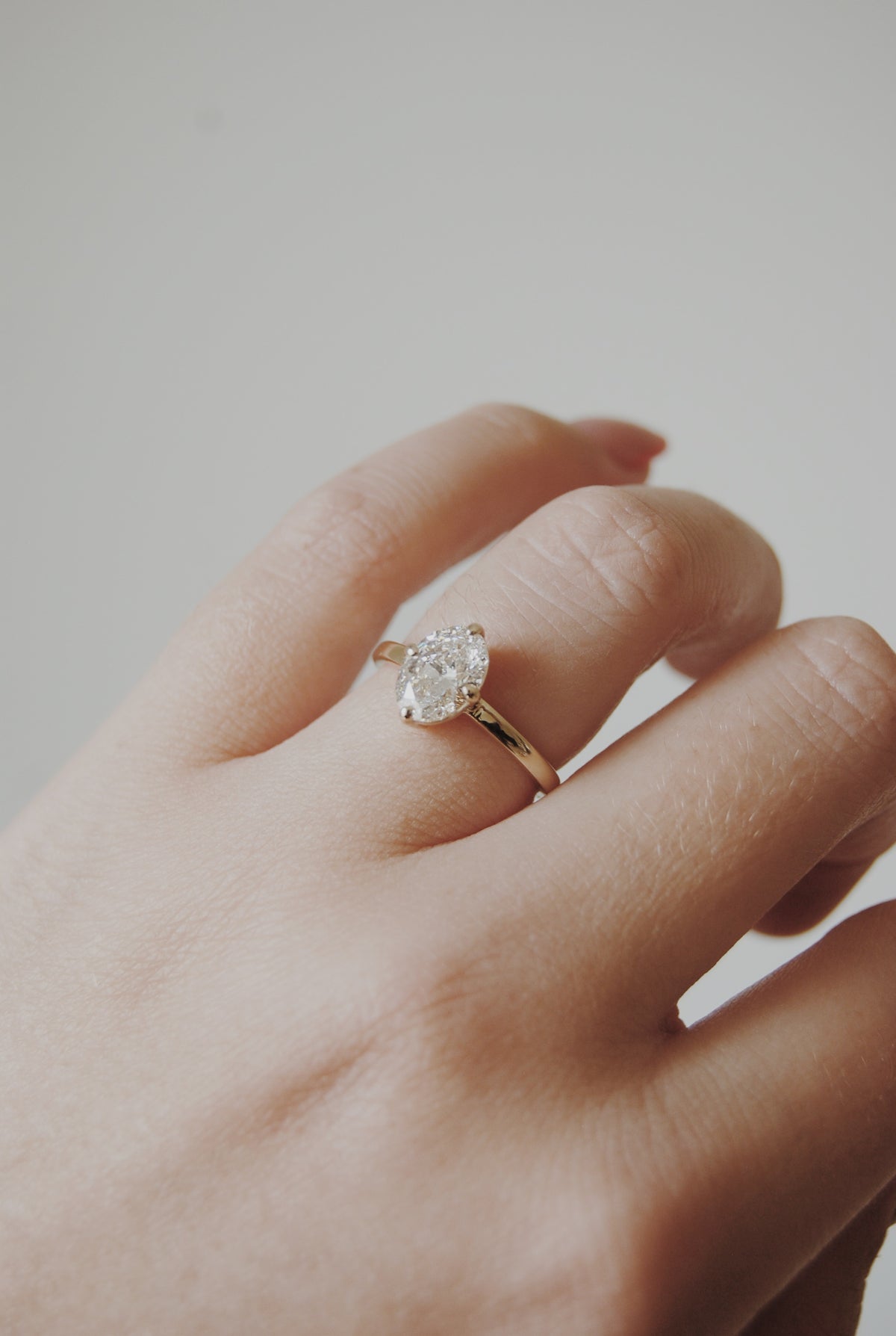 Sloane Oval Engagement Ring