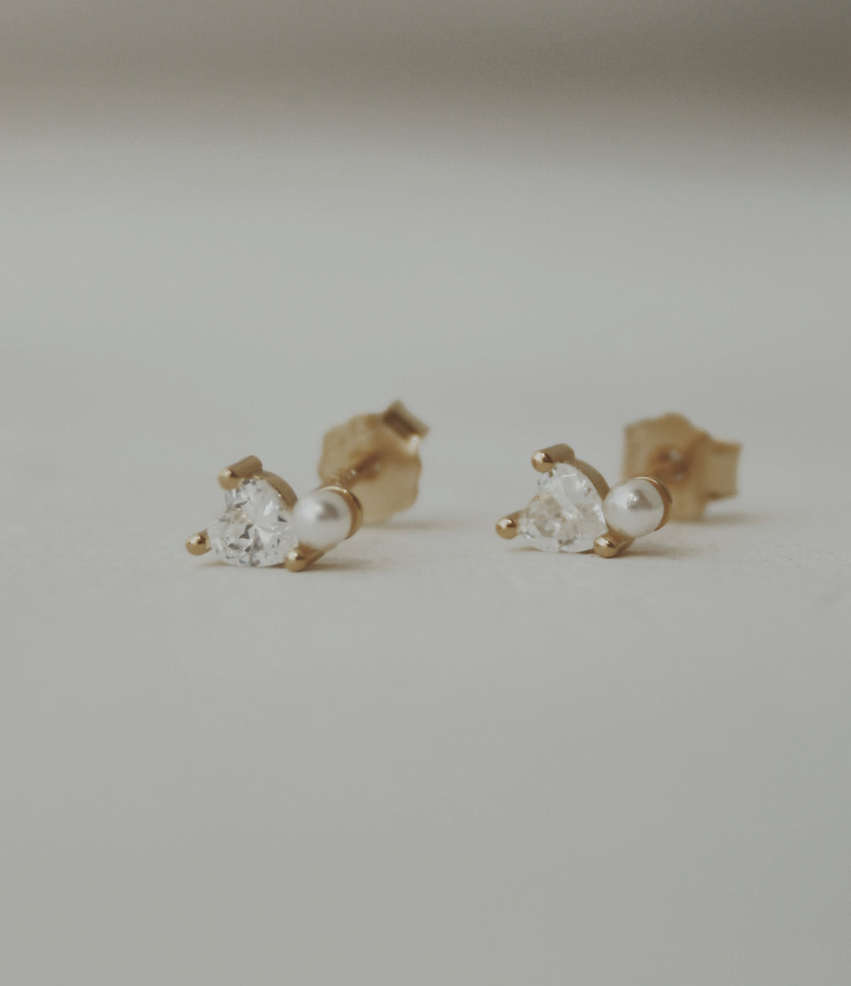 Lover Pearl and Crystal Stud Earrings