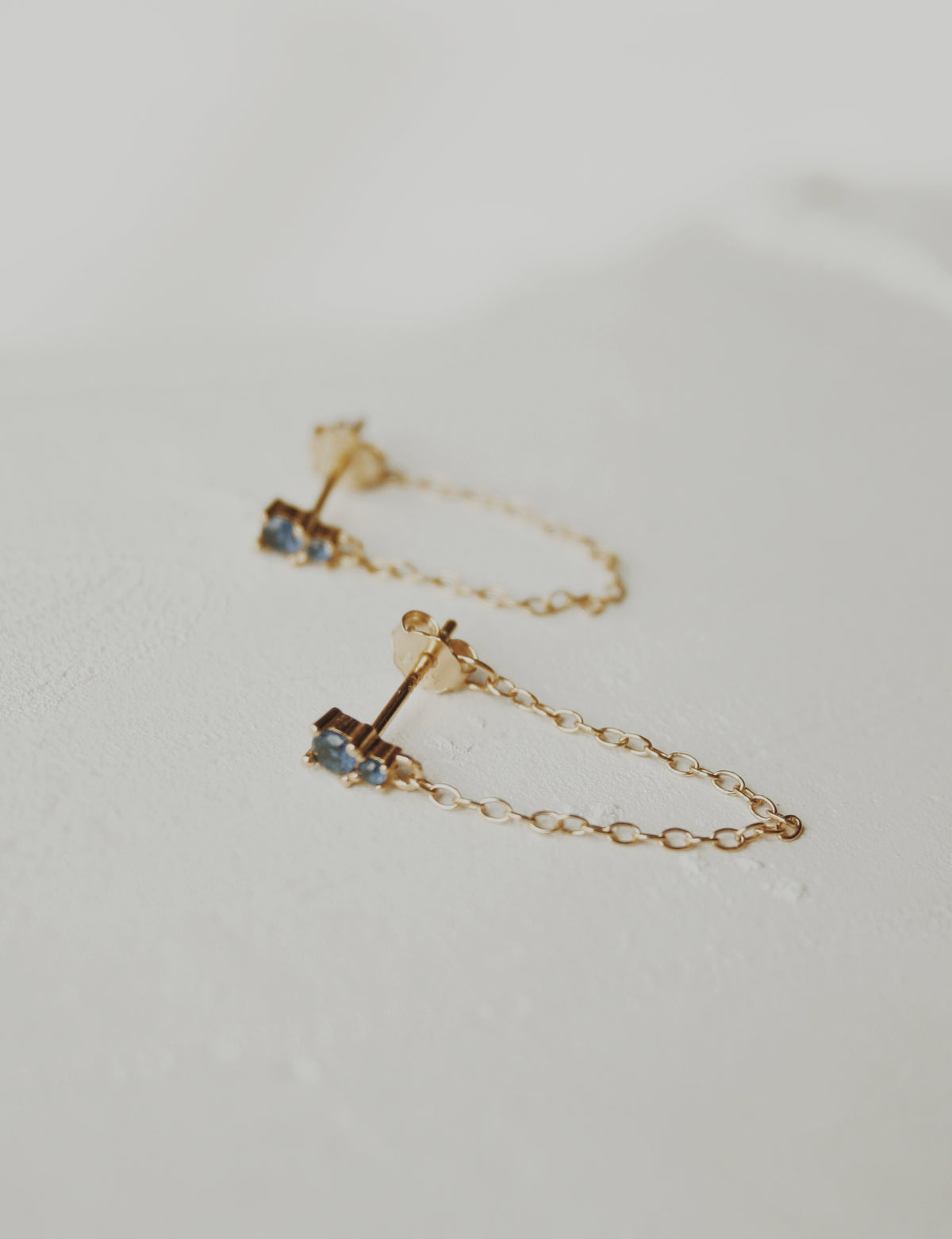 Arya Sapphire Chain Stud Earrings