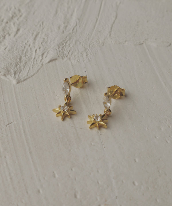 Estrella Star Stud Earrings