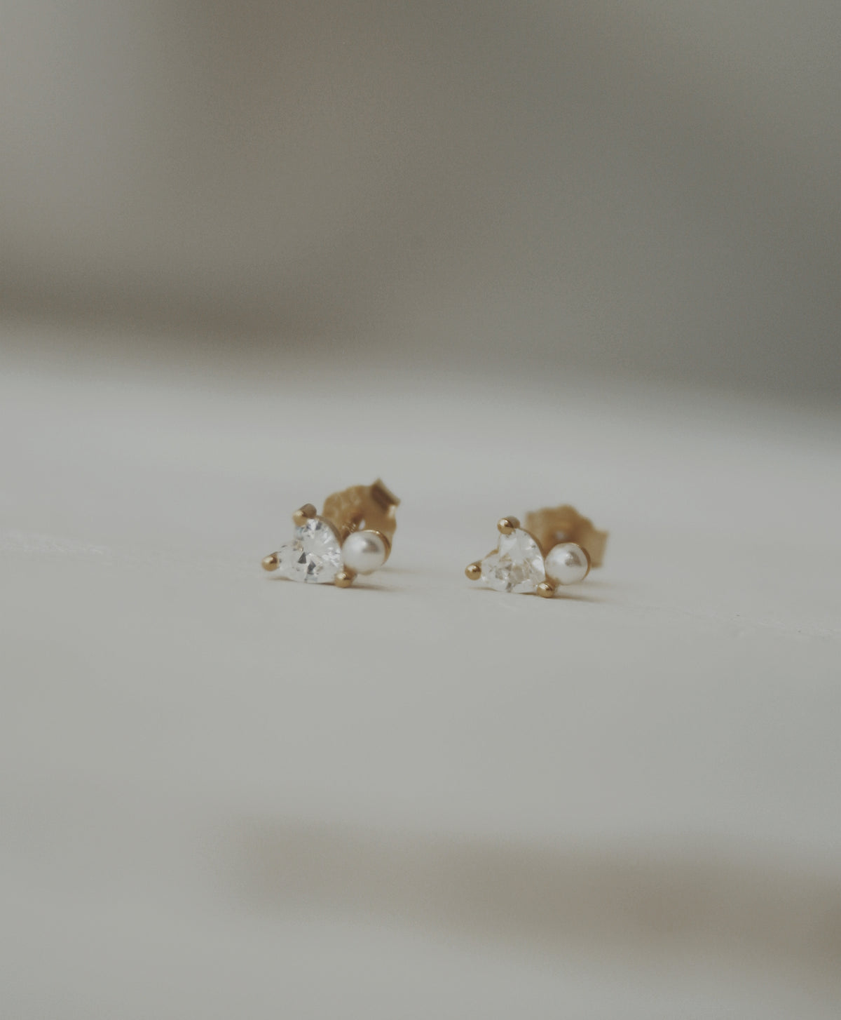 Lover Pearl and Crystal Stud Earrings