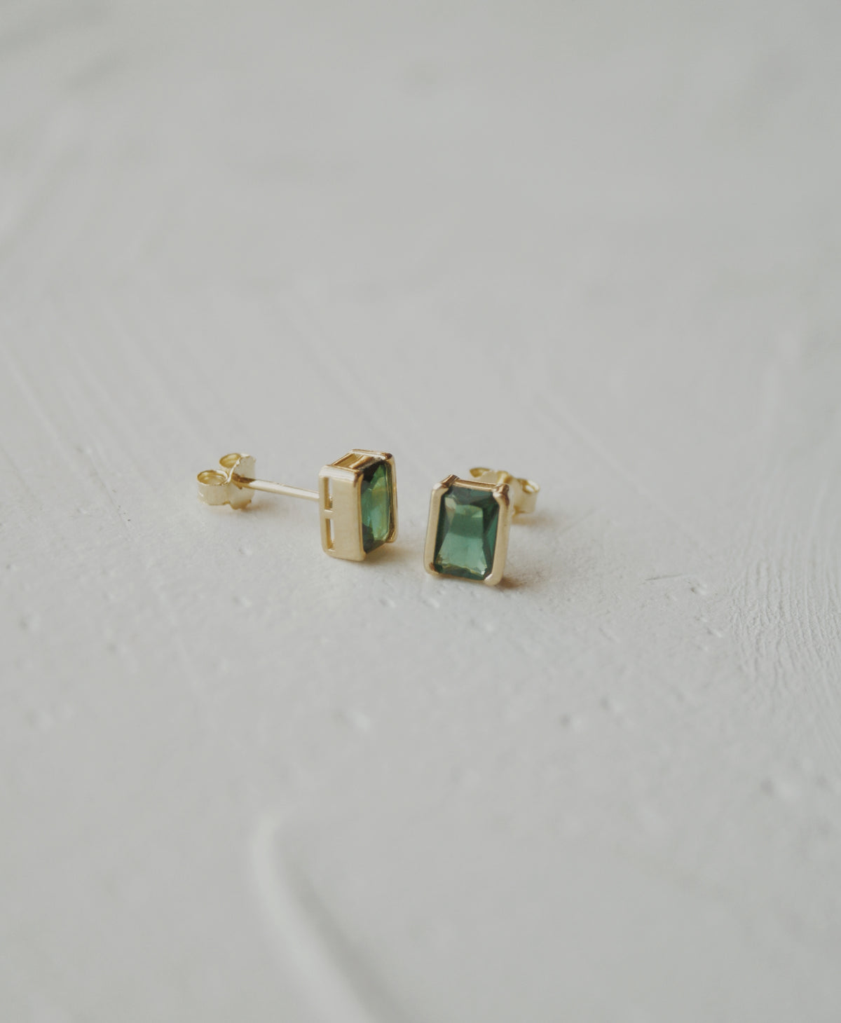 Amaya Emerald Stud Earrings