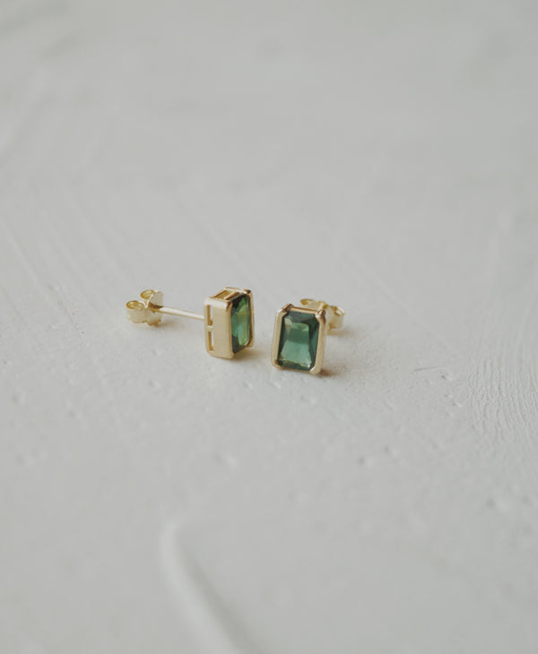 Amaya Emerald Stud Earrings