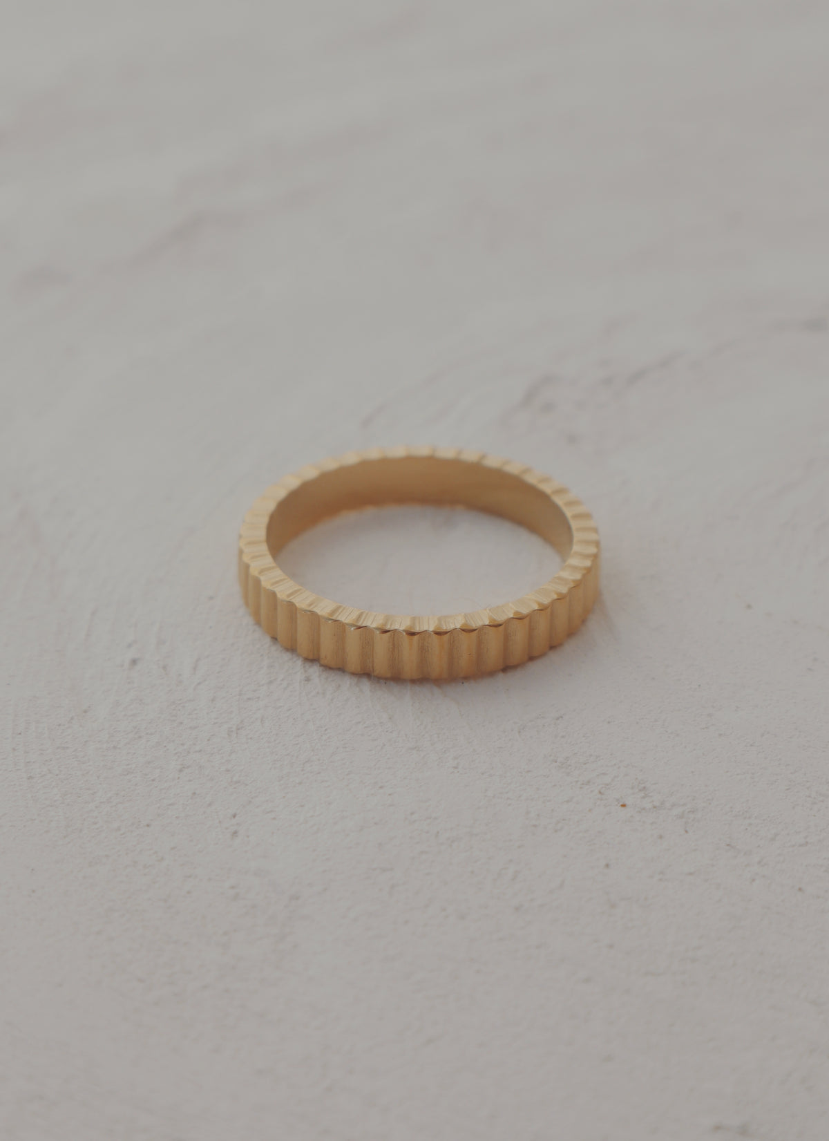 Sophia Scalloped Ring
