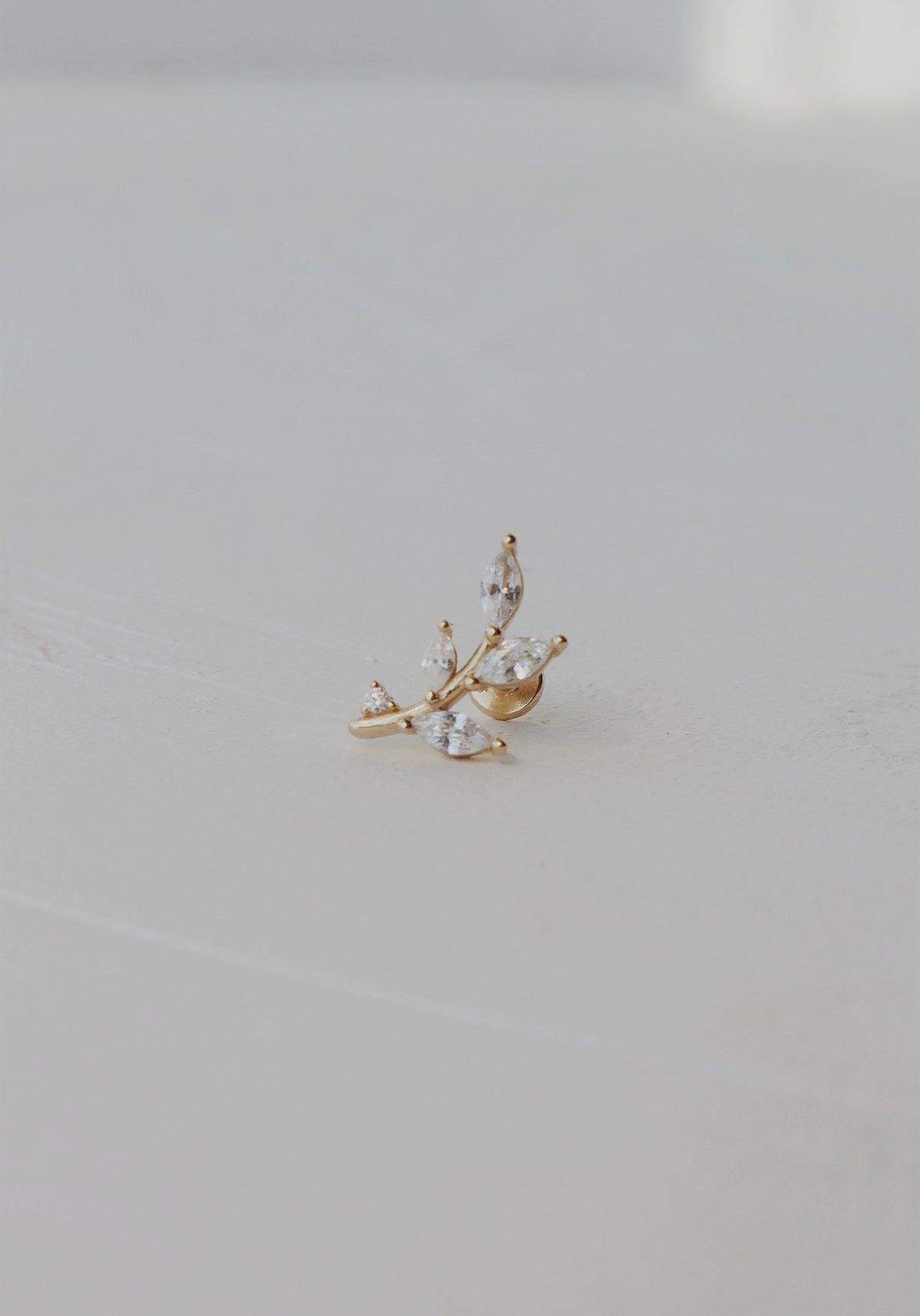 The Vine Cartilage Stud Earring