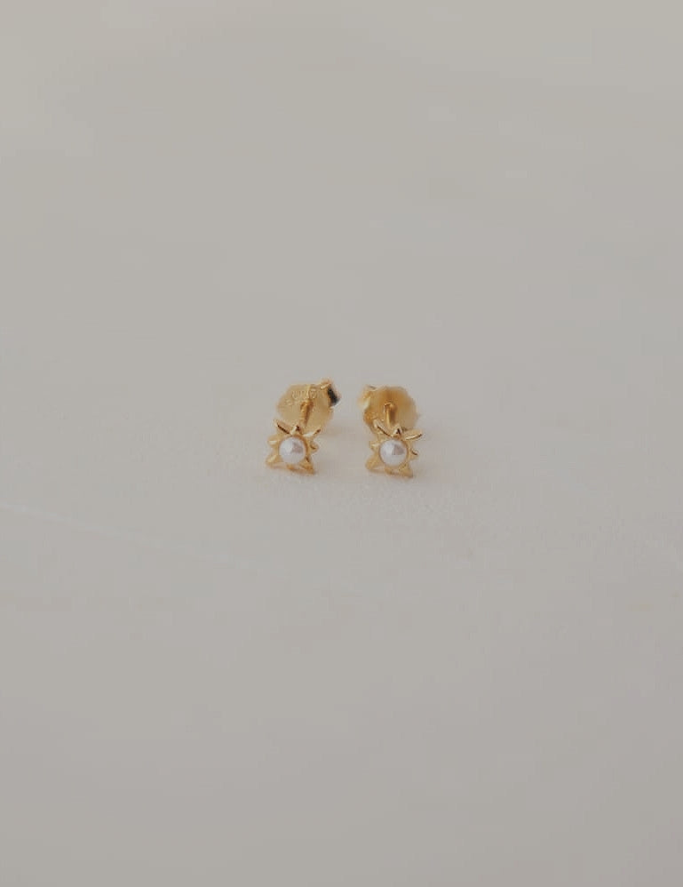 Tabitha Pearl Star Stud Earrings
