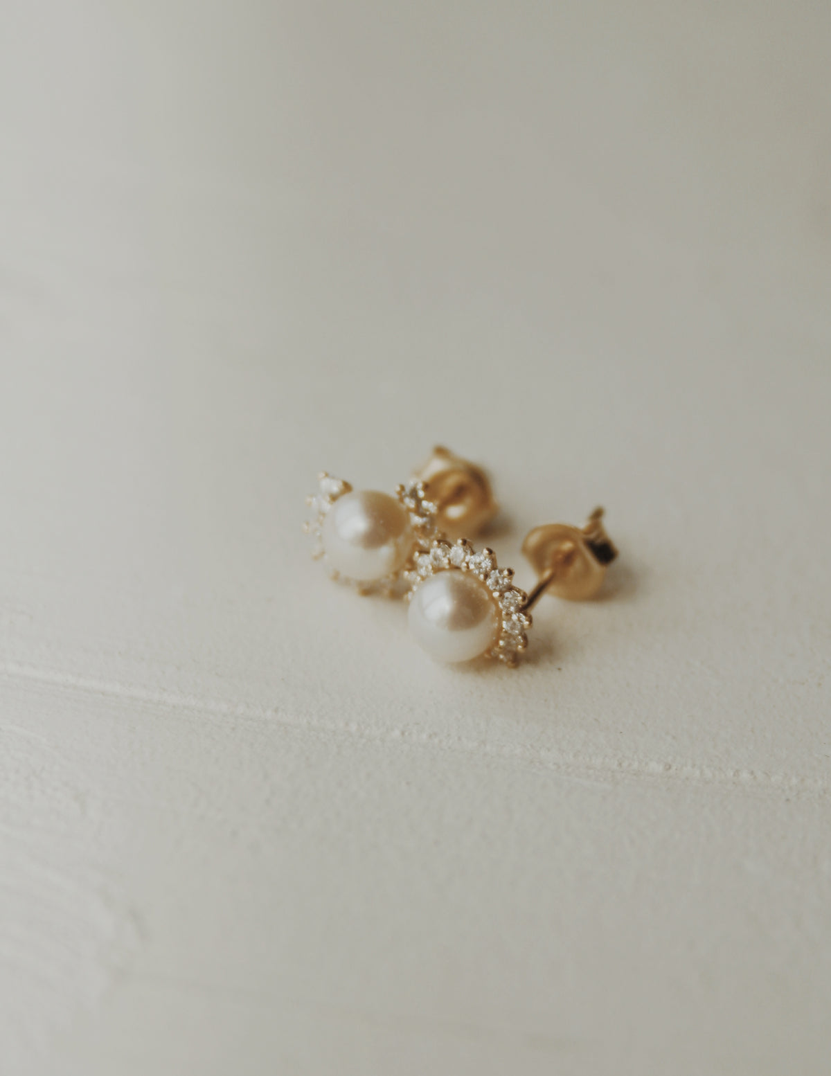 10k Vow Pearl Stud Earrings